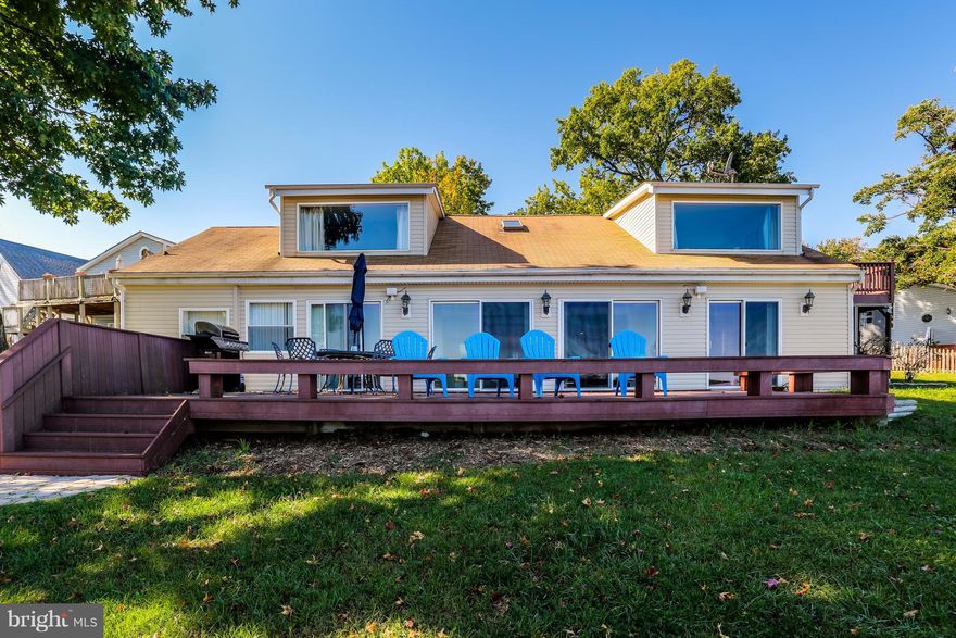 This stunning 5BD 3BA waterfront home in View Point Park features unbelievable waterviews of Stoney Creek along with a Gourmet kitchen, SS appliances, gleaming hardwood floors. A wonderful Master Bedroom with a walk-in closet, ceramic bath tile and impressive master bath. This home also features a screen porch, multiple decks and a pier that provide for fantastic outdoor entertaining space.