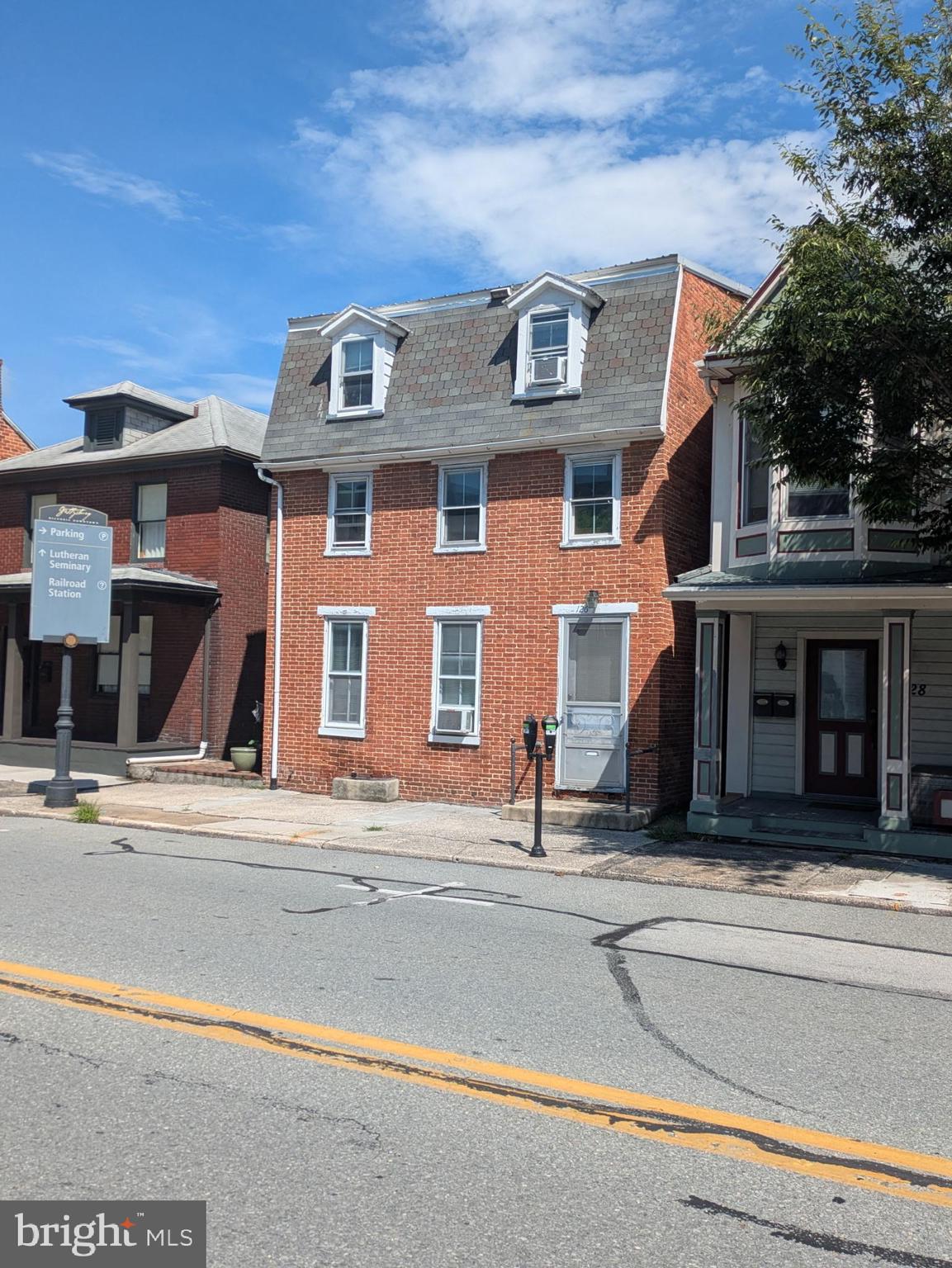 126 E YORK STREET 3