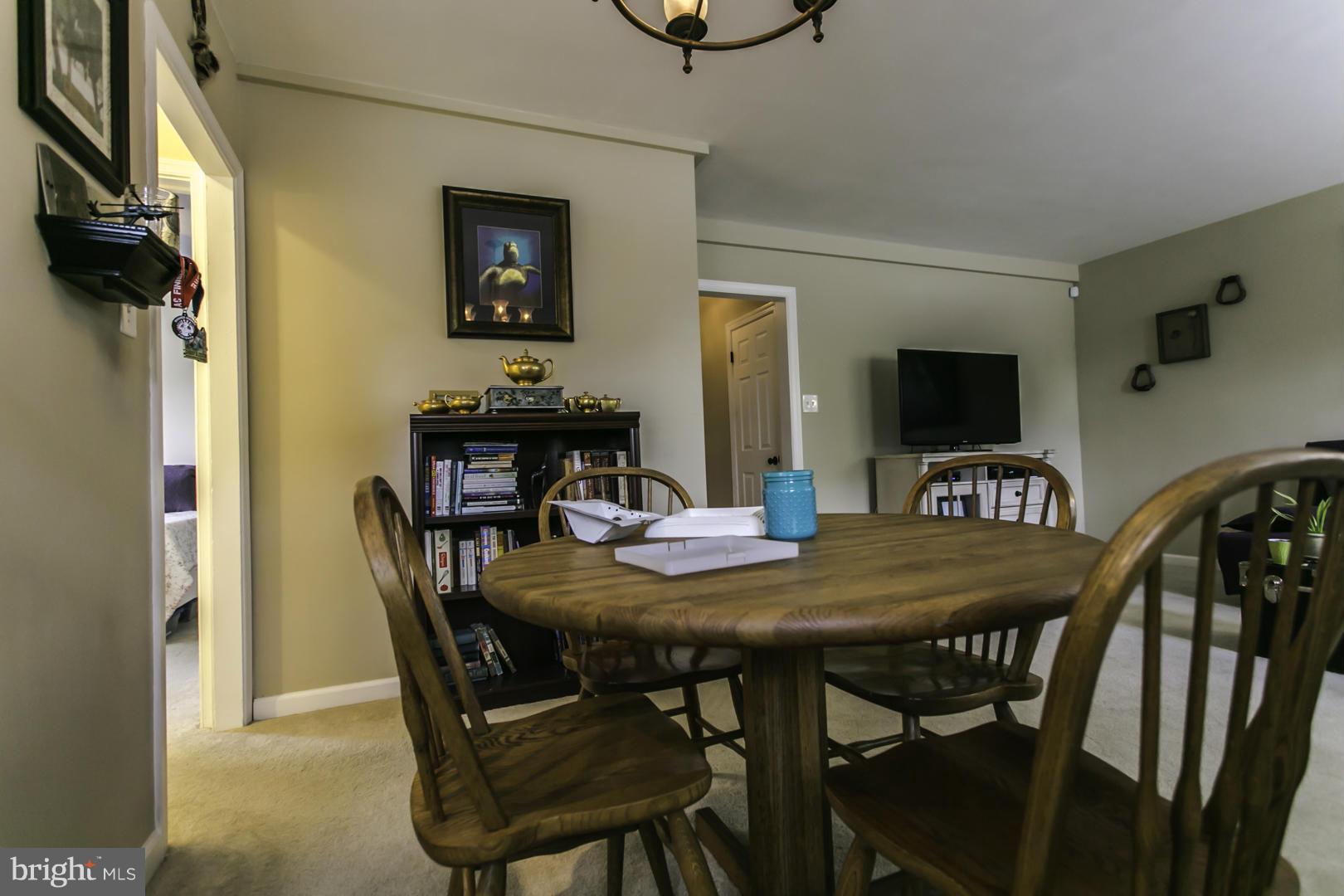 FREDERICK COURTS - Residential