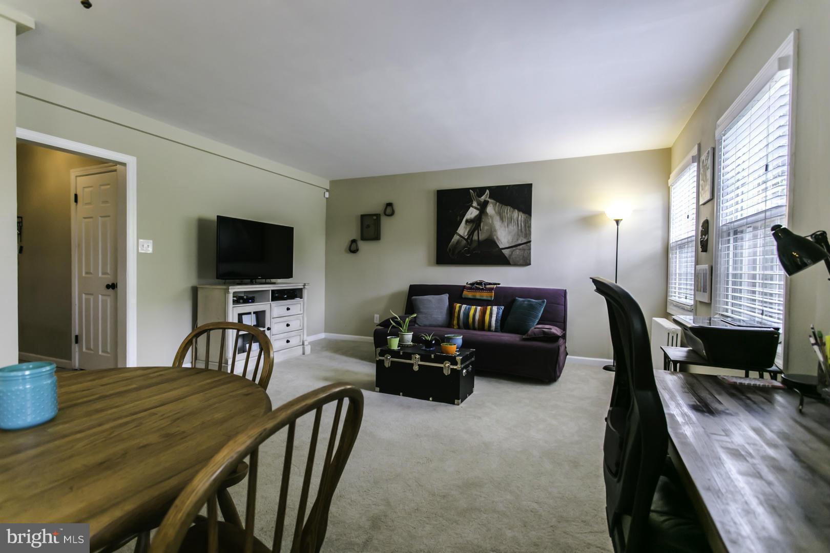 FREDERICK COURTS - Residential