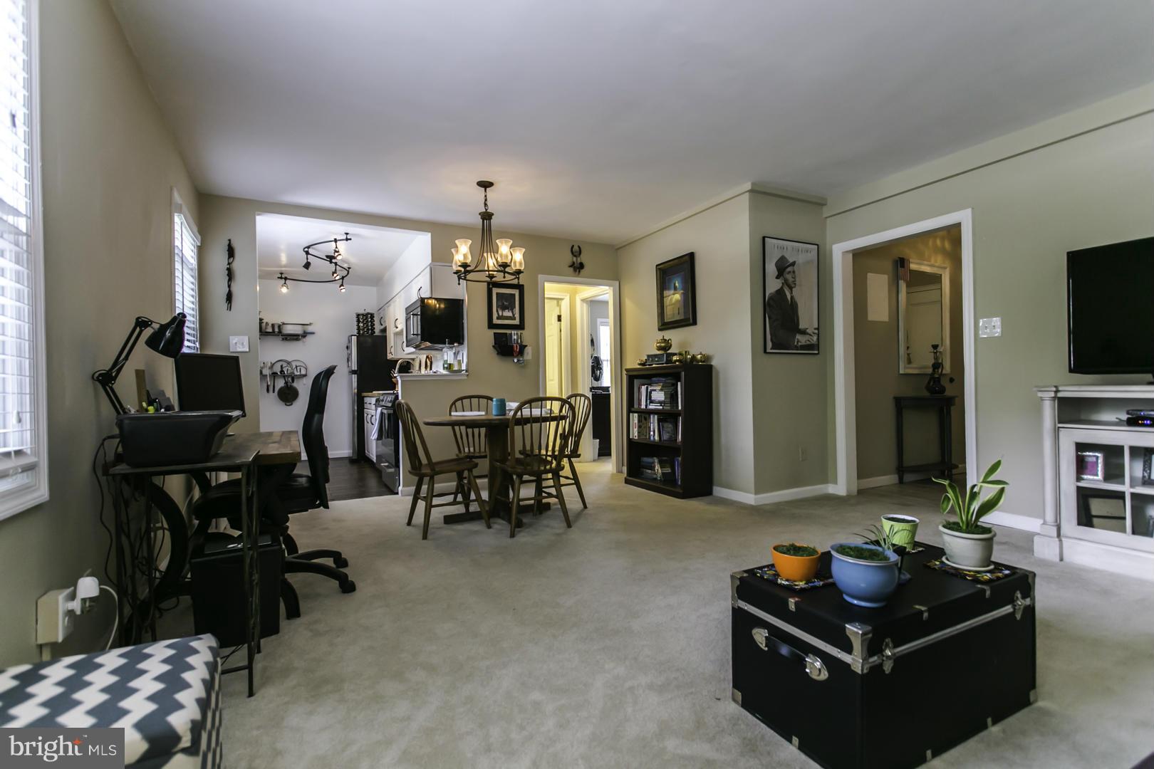 FREDERICK COURTS - Residential