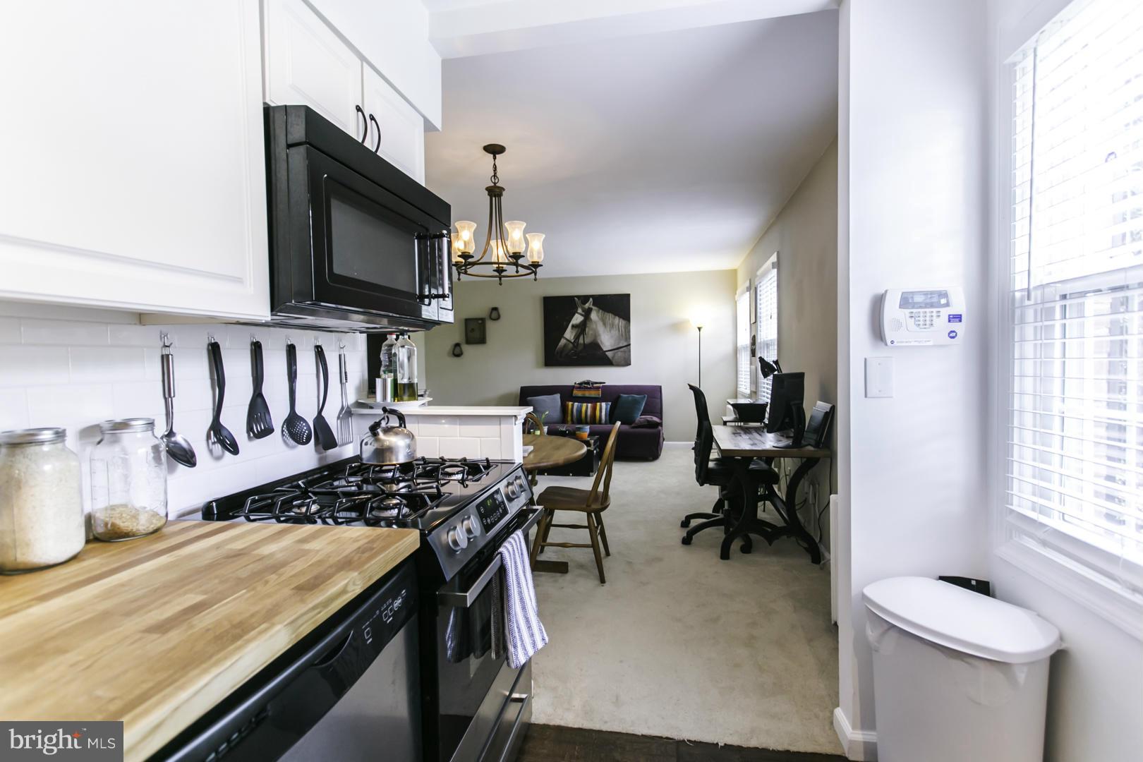 FREDERICK COURTS - Residential