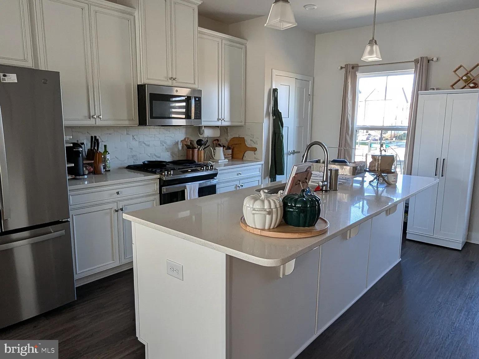 BELLE HEIGHTS - Residential