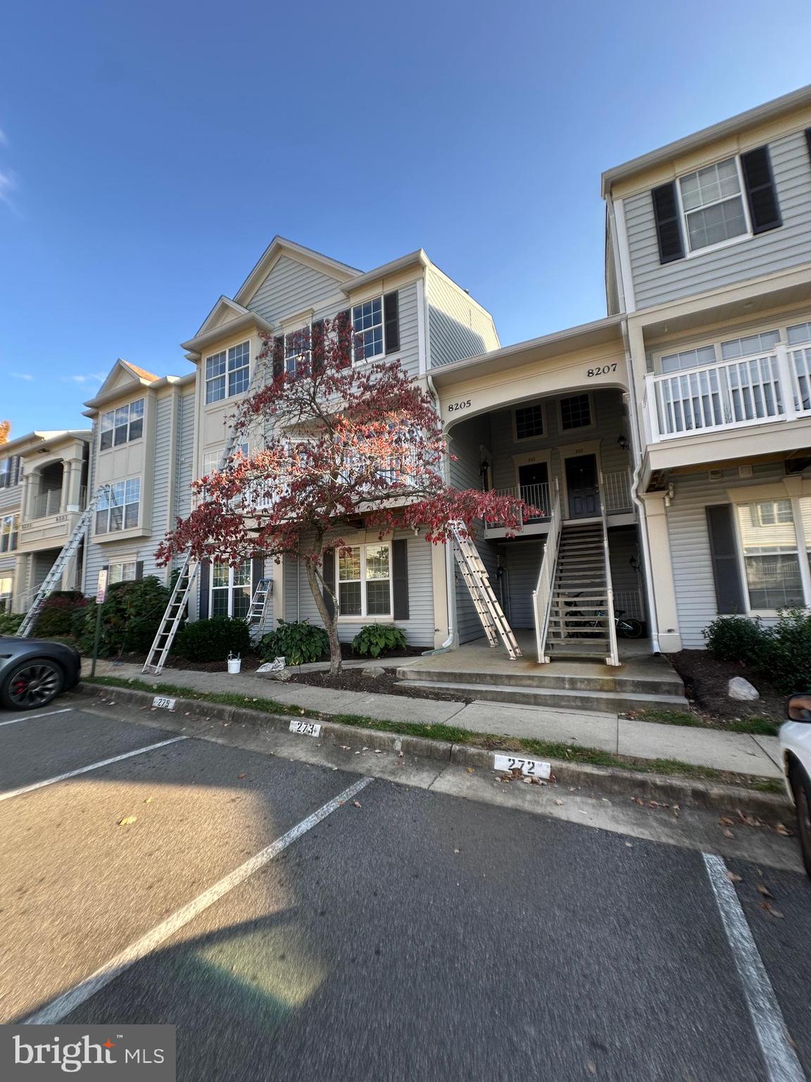 8205 CROSSBROOK COURT 201