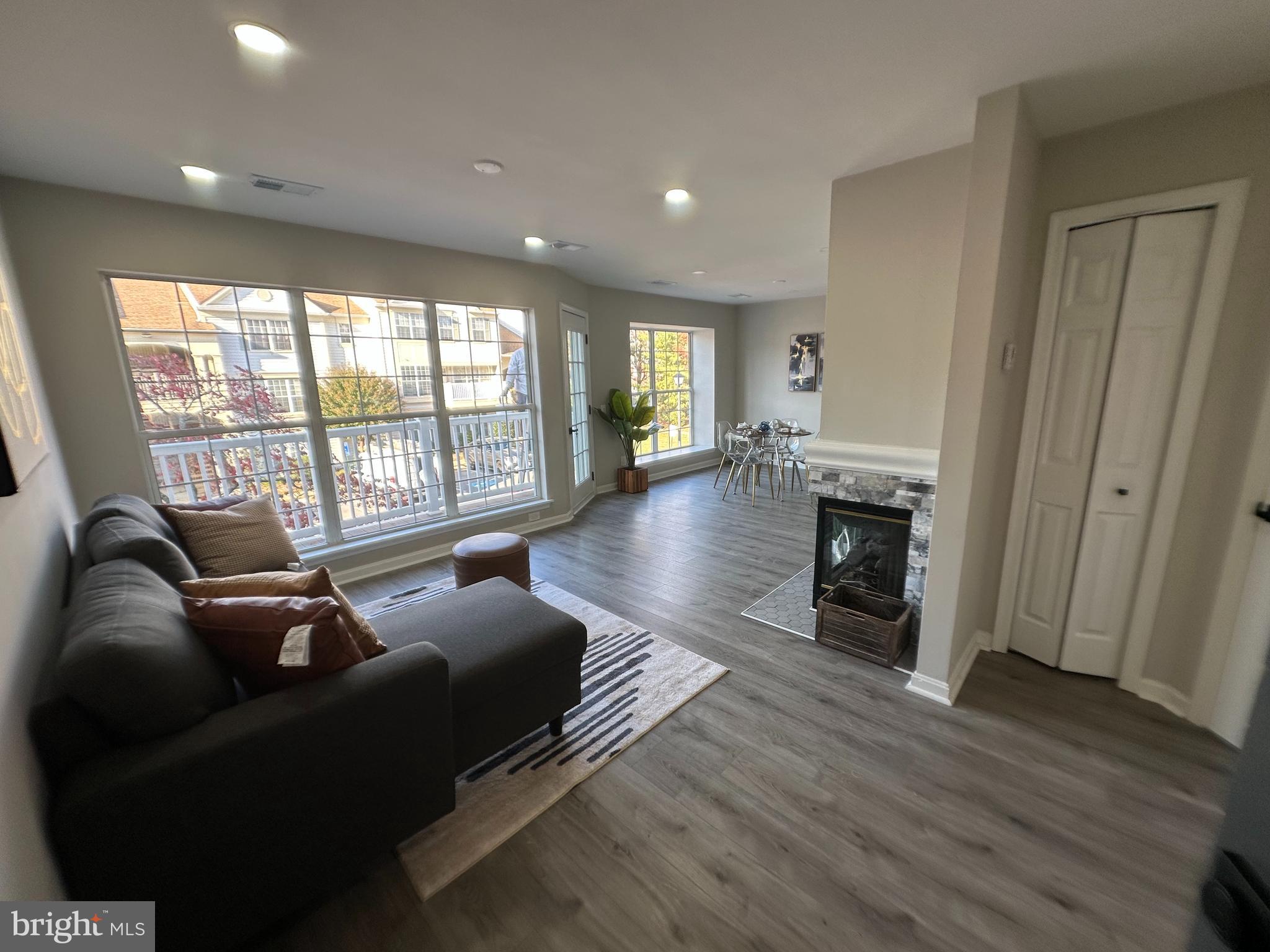 8205 CROSSBROOK COURT 201