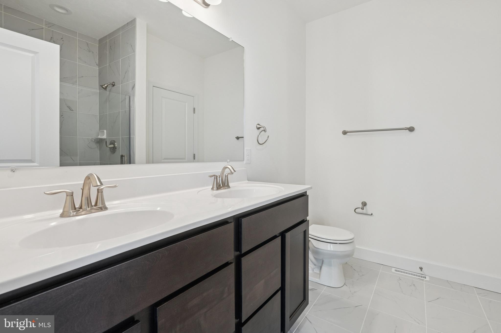 CUMBERLAND VILLAGE - Residential