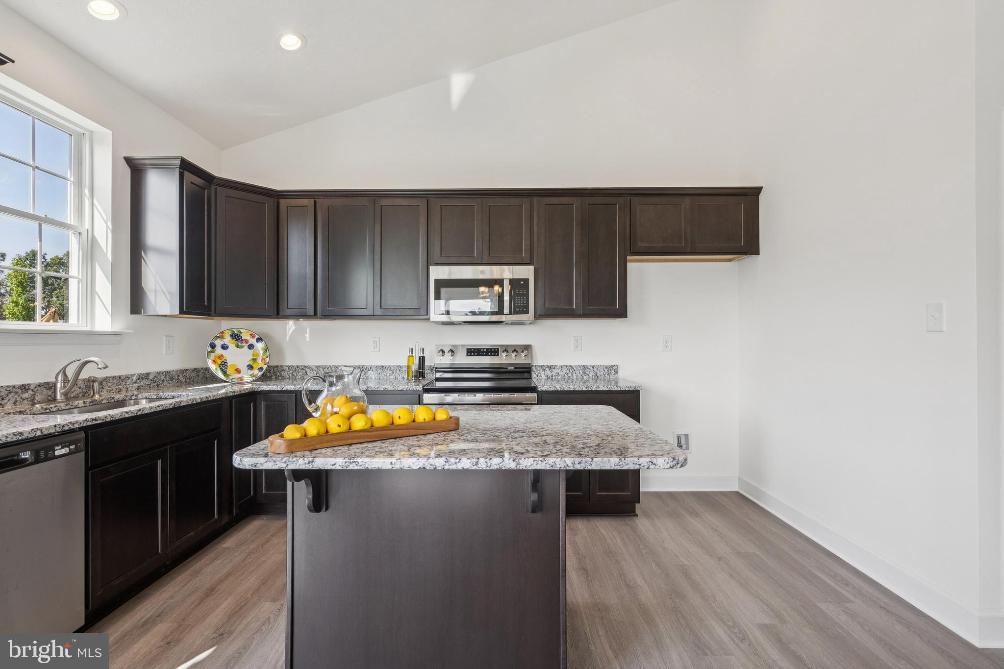 CUMBERLAND VILLAGE - Residential