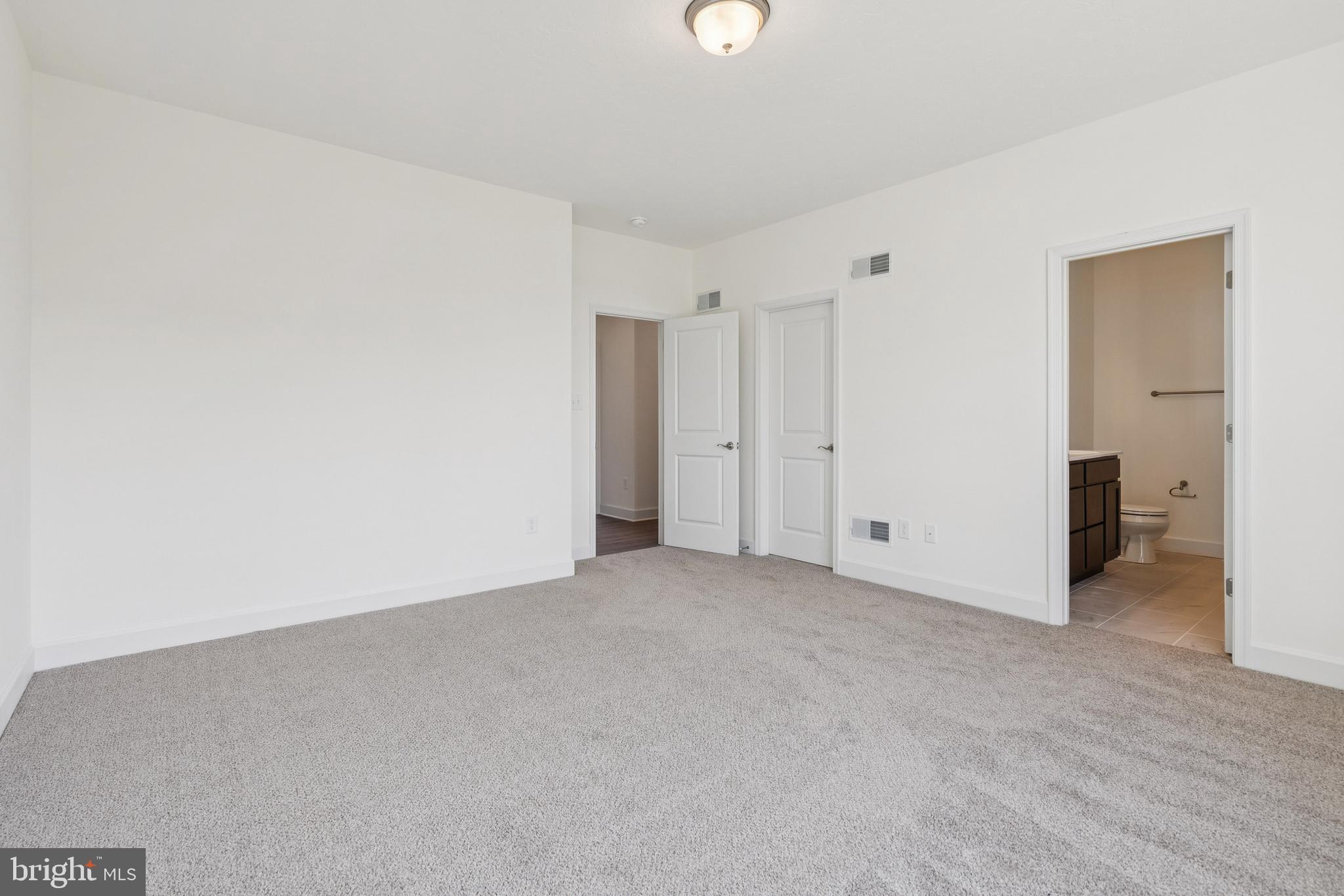 CUMBERLAND VILLAGE - Residential