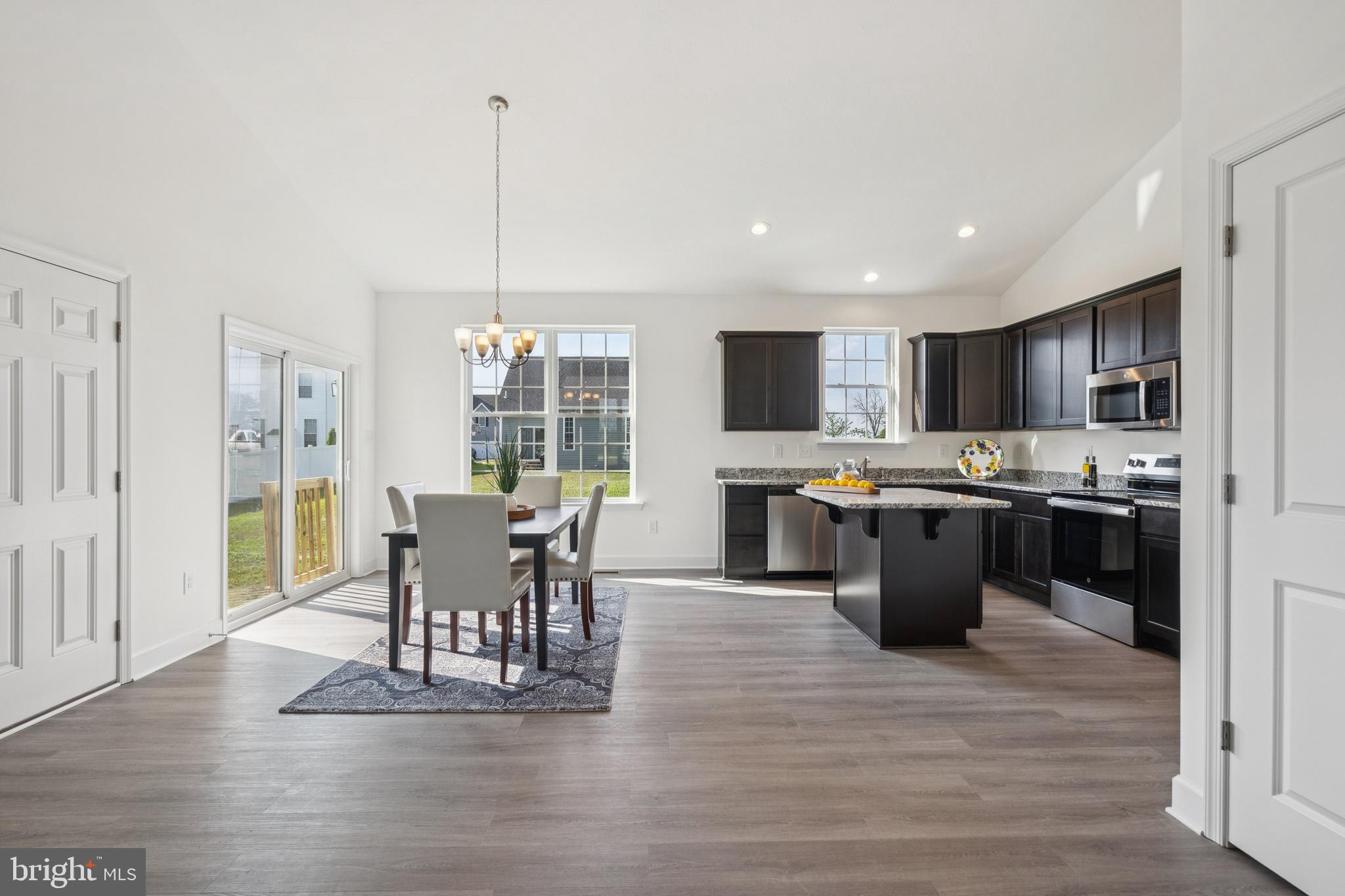 CUMBERLAND VILLAGE - Residential