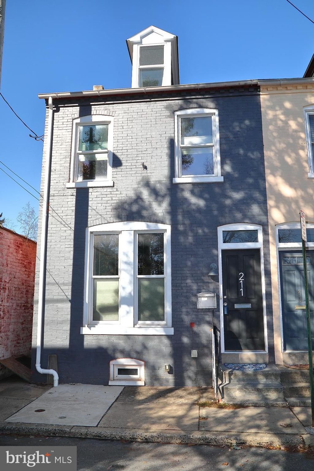 Photo of 211 E Madison Street, Lancaster, PA 17602 (MLS # PALA2043626)