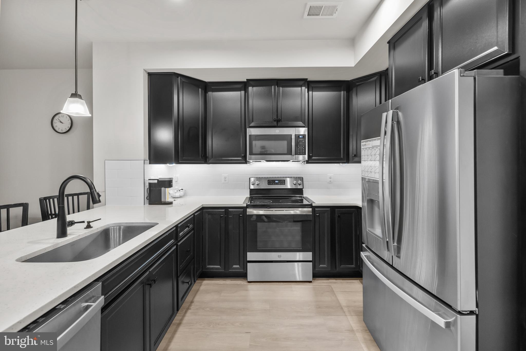 POTOMAC SHORES - Residential