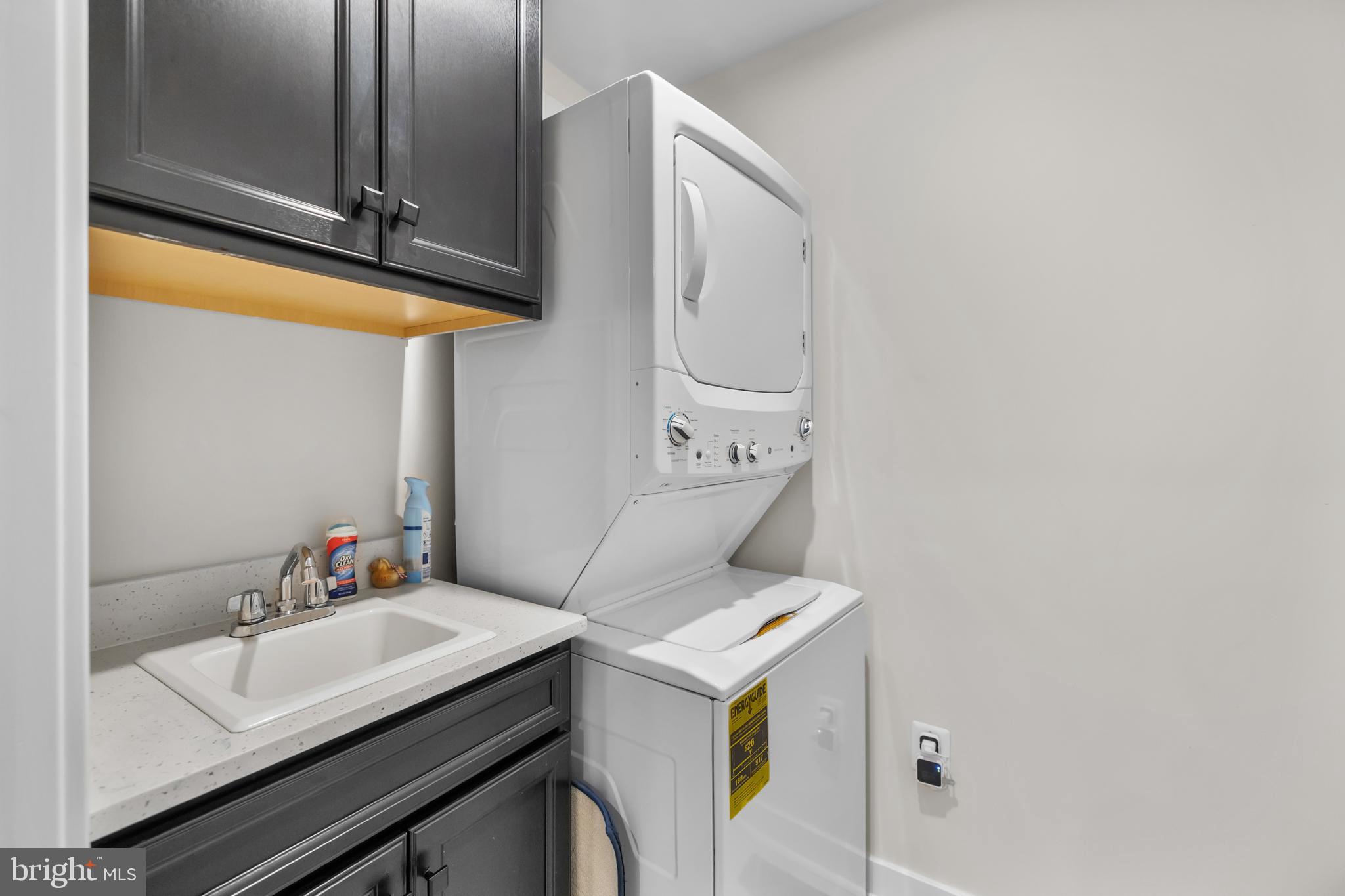 POTOMAC SHORES - Residential