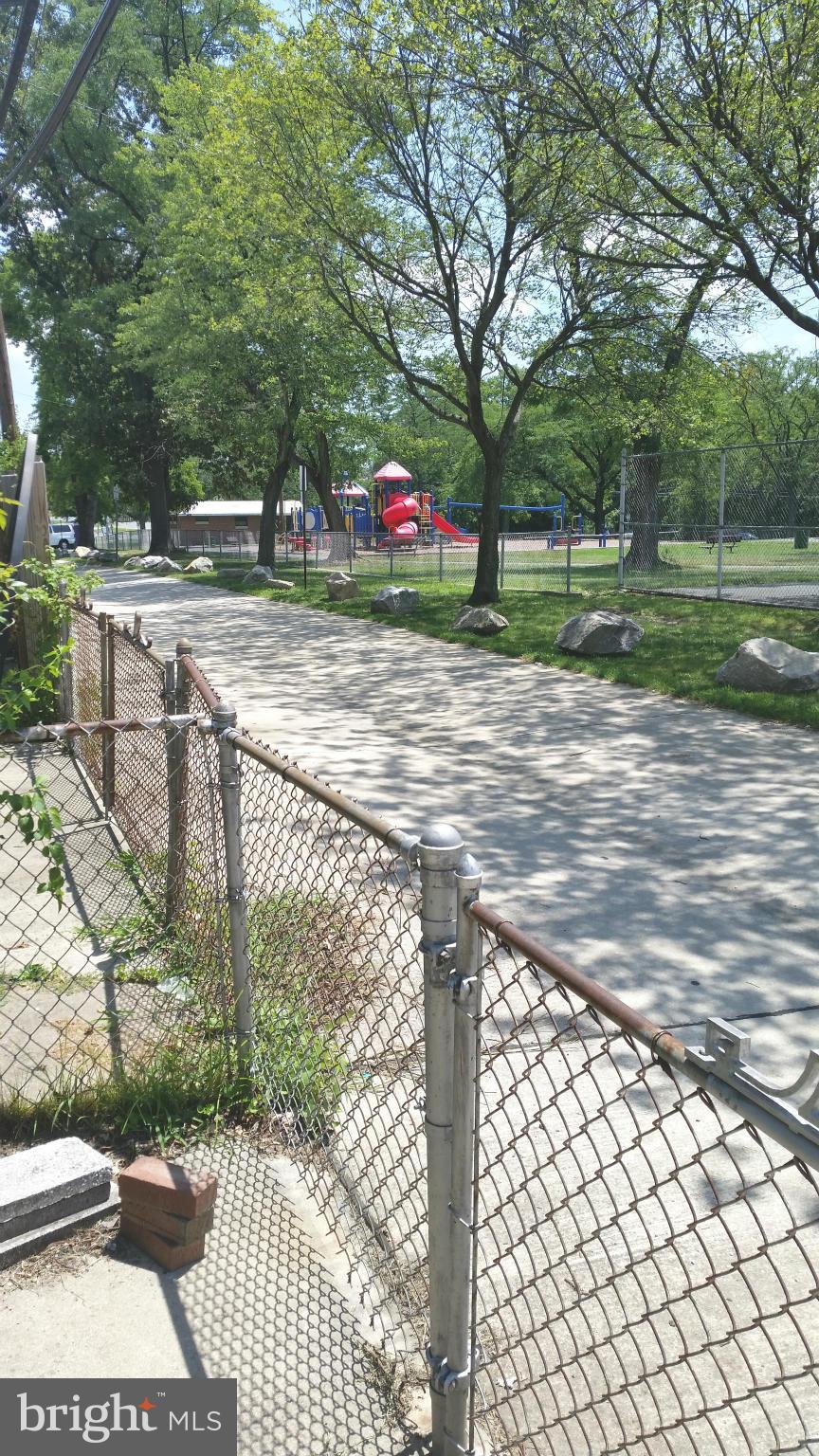 OAKLEIGH - Residential