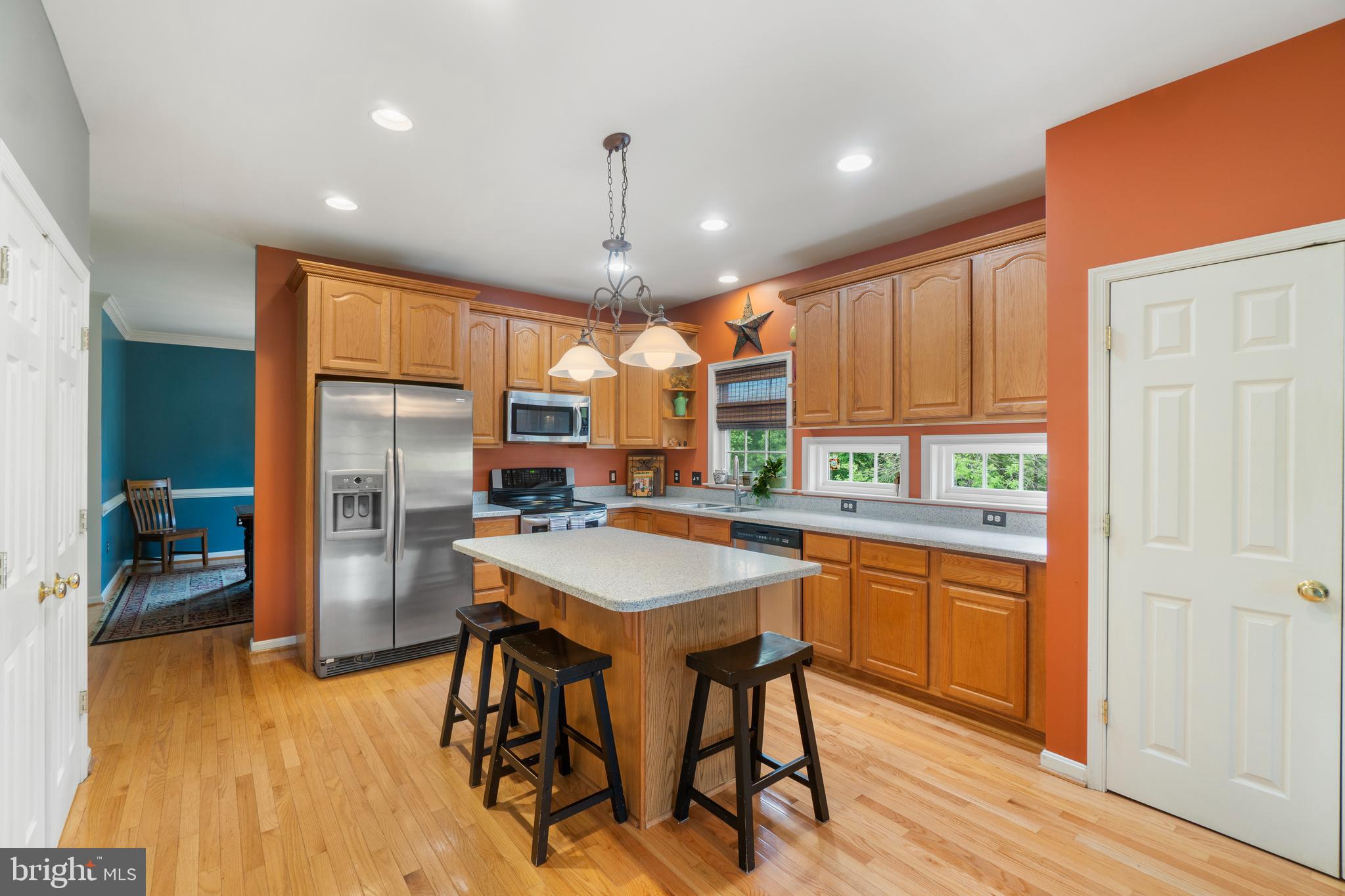 EQUESTRIAN ESTATES - Residential