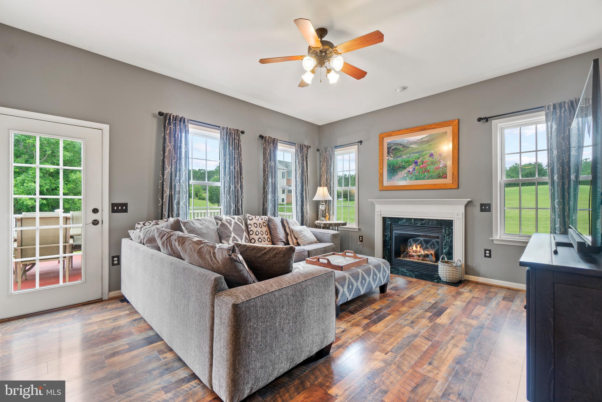 EQUESTRIAN ESTATES - Residential