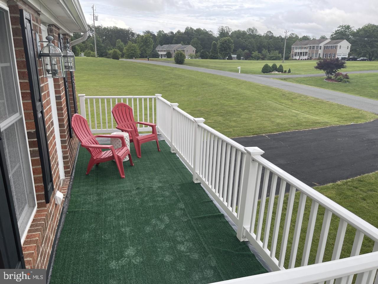 EQUESTRIAN ESTATES - Residential