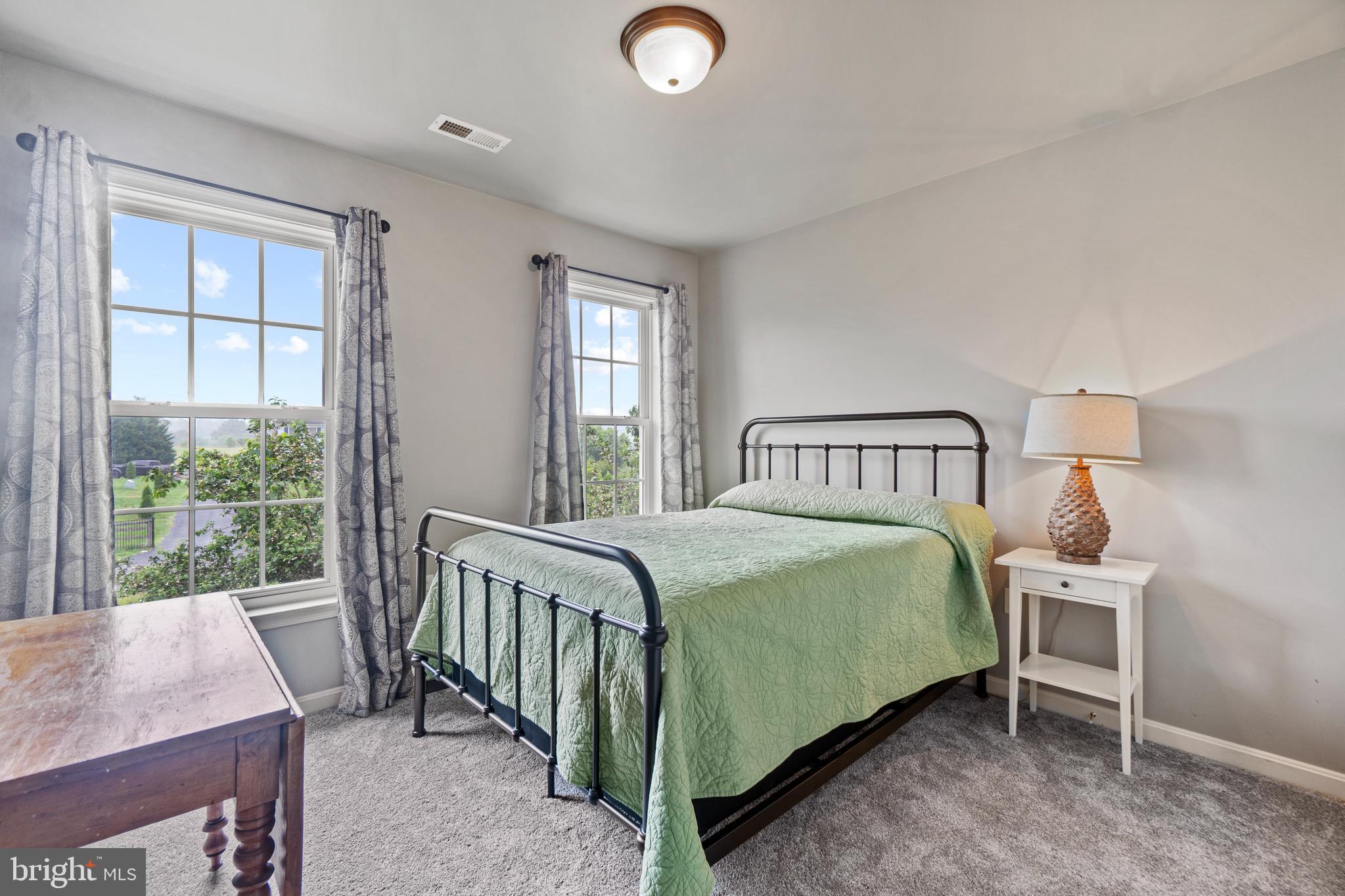 EQUESTRIAN ESTATES - Residential