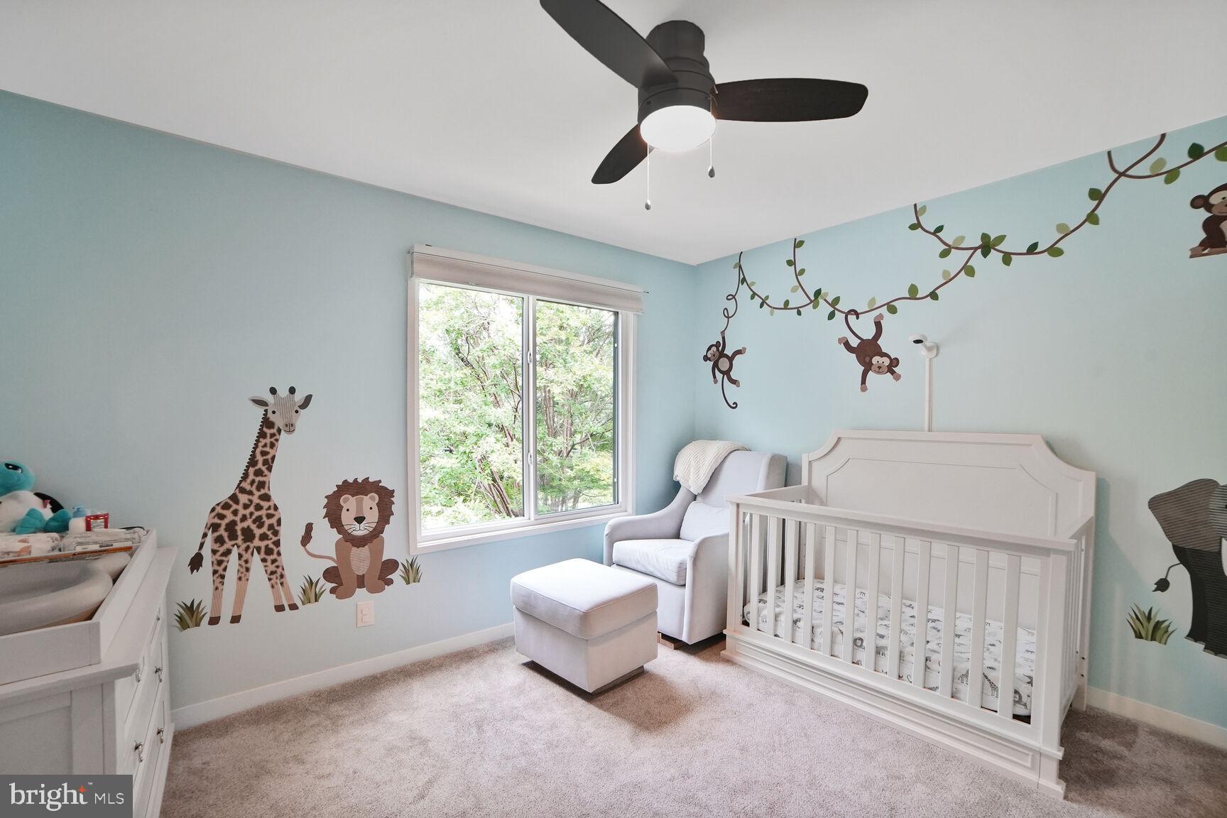 POOKS HILL - Residential