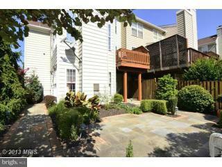 POTOMAC LAKES - Residential Lease