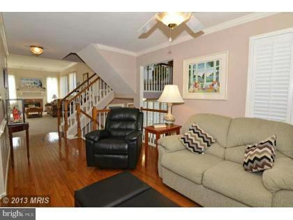 POTOMAC LAKES - Residential Lease