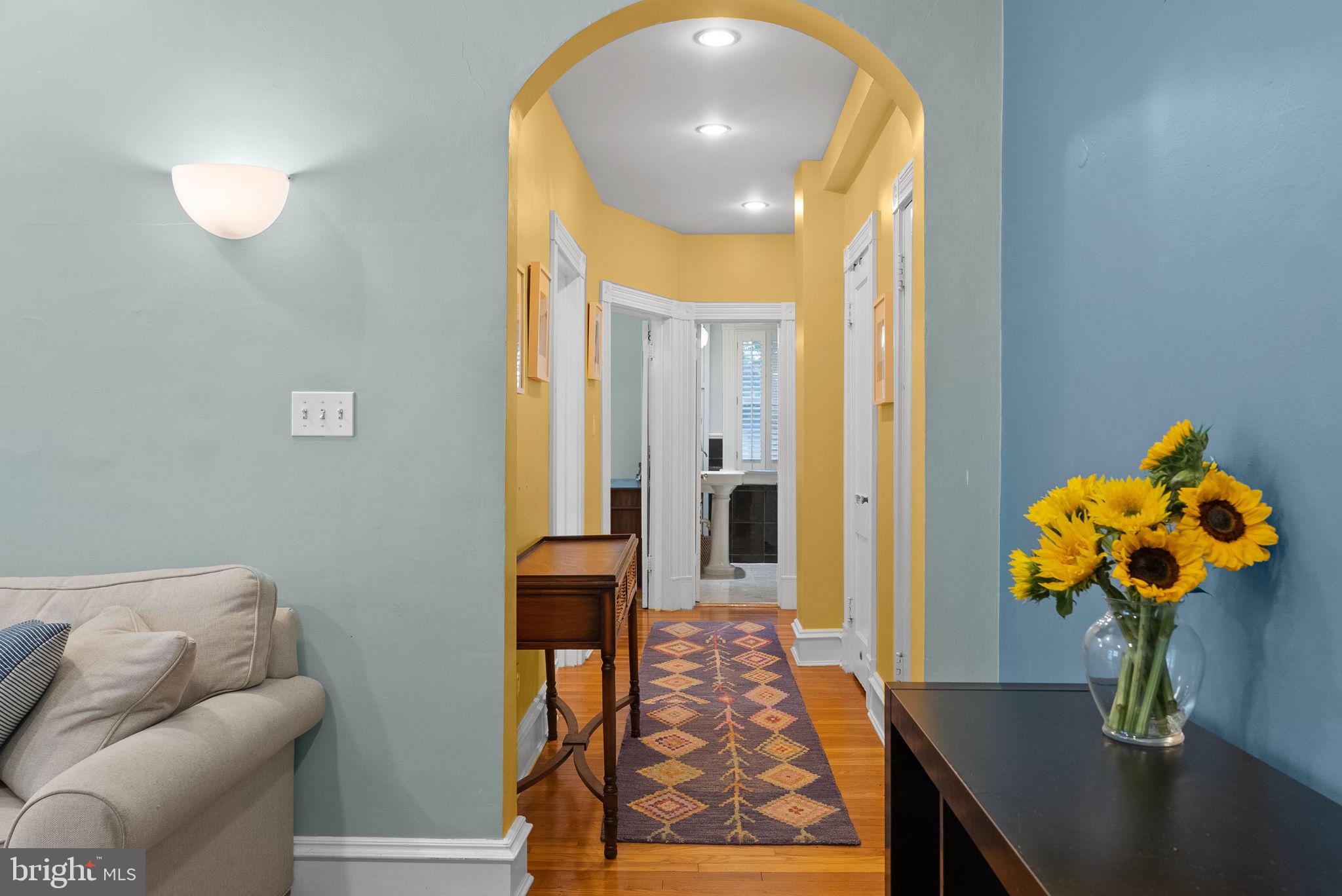 5112 CONNECTICUT AVENUE NW 205