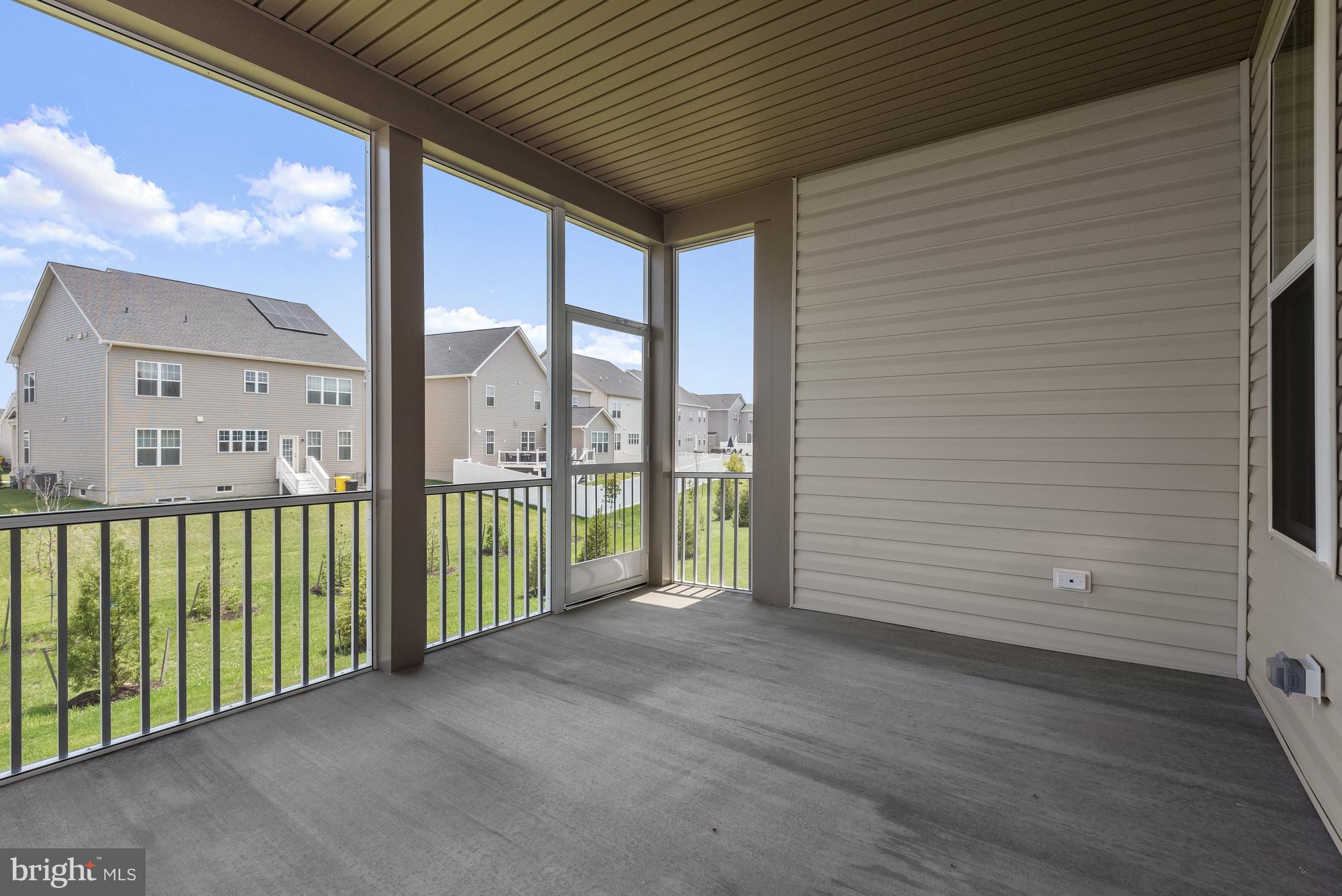 TWO RIVERS - Residential