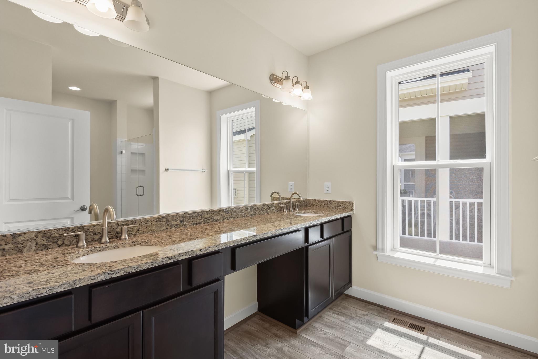 TWO RIVERS - Residential