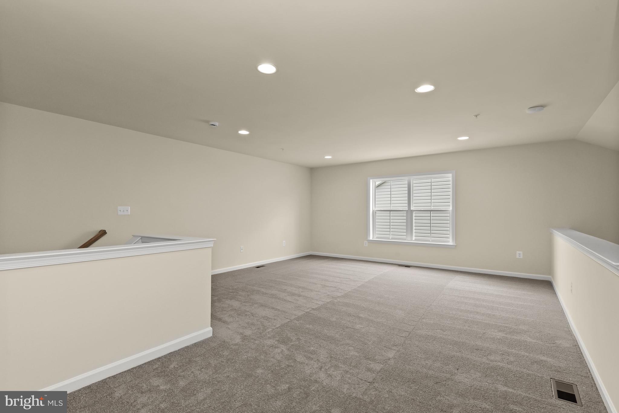 TWO RIVERS - Residential