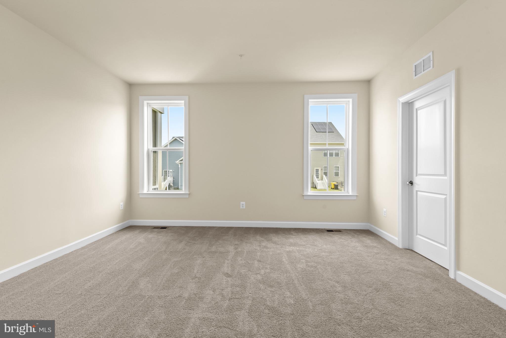 TWO RIVERS - Residential