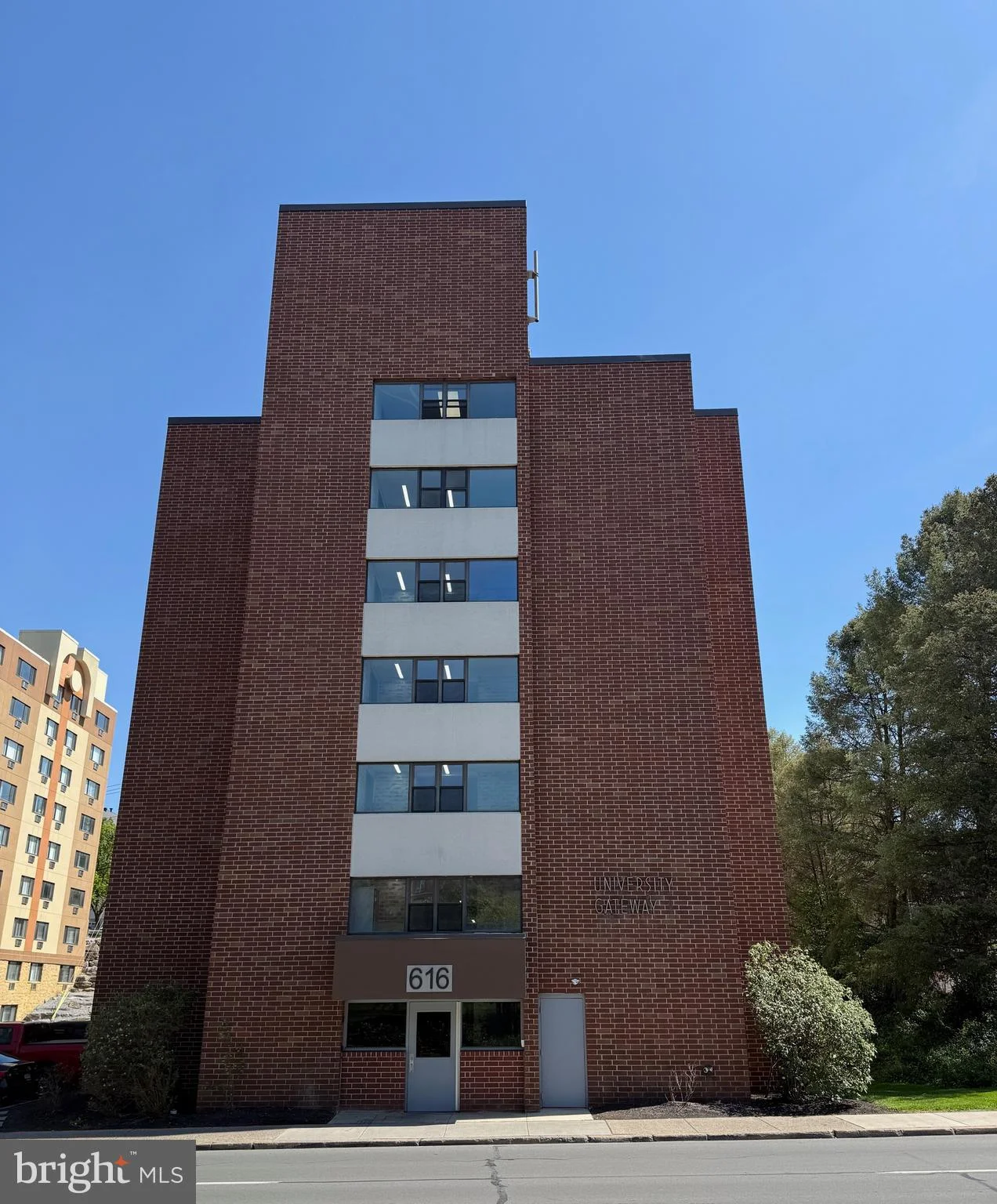 616 E College Avenue Unit 401