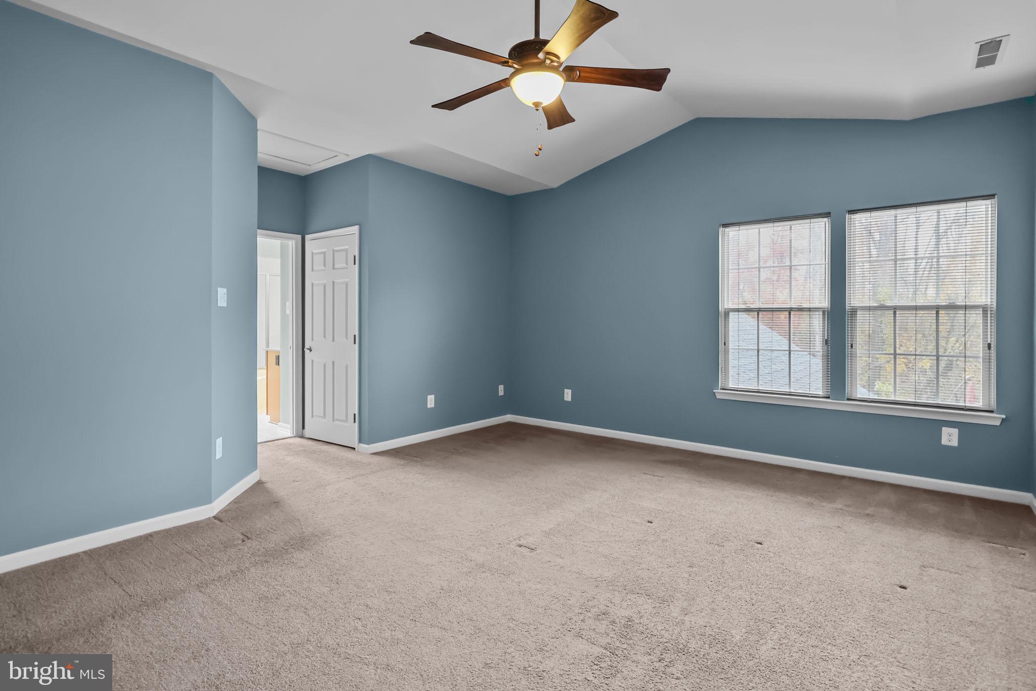 WOODMONT - Residential