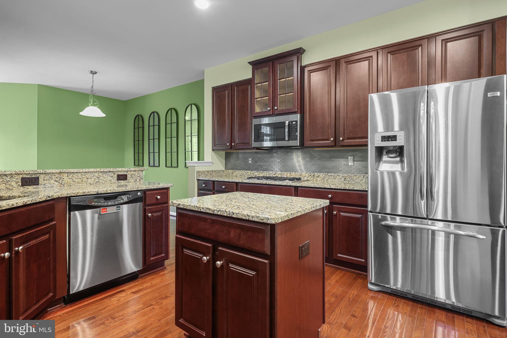 WOODMONT - Residential