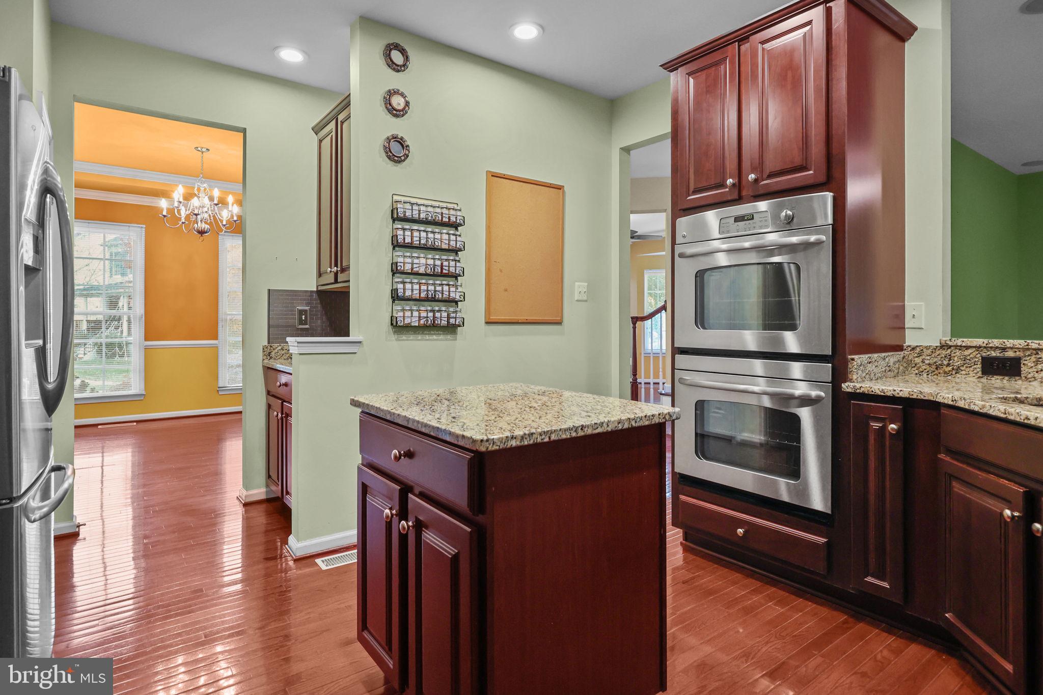 WOODMONT - Residential