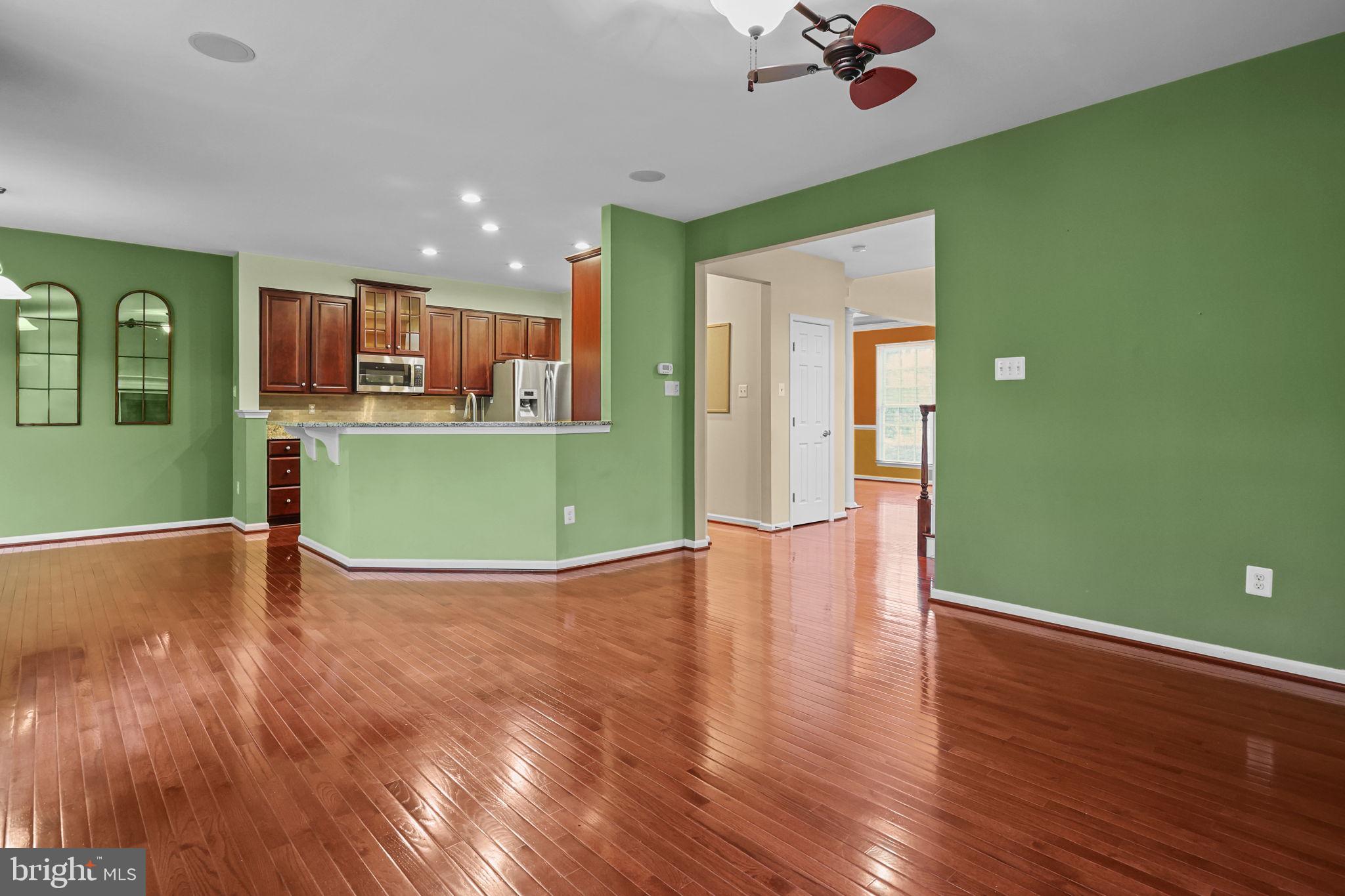 WOODMONT - Residential