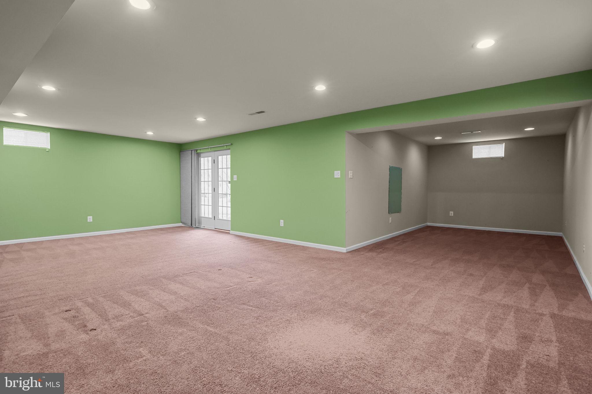 WOODMONT - Residential