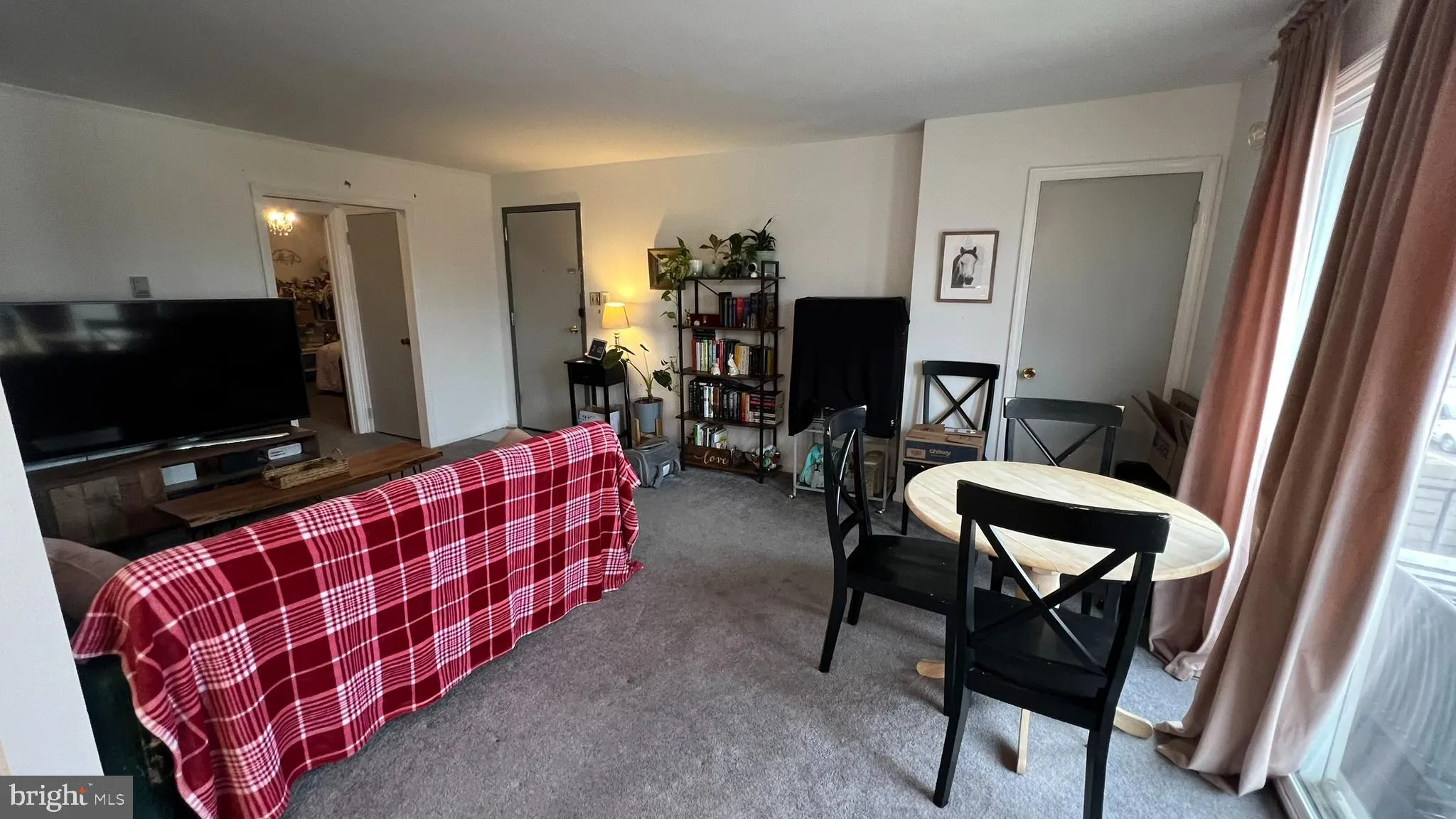 Somerdale, New Jersey 08083, United States, 2 Bedrooms Bedrooms, ,1 BathroomBathrooms,Residential,Active,83223