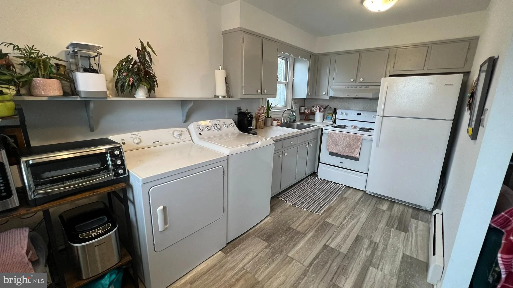 Somerdale, New Jersey 08083, United States, 2 Bedrooms Bedrooms, ,1 BathroomBathrooms,Residential,Active,83223