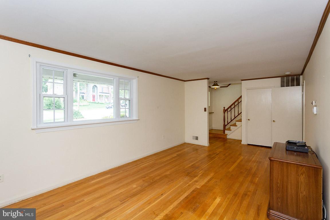 WEST SPRINGFIELD VILLAGE - Residential