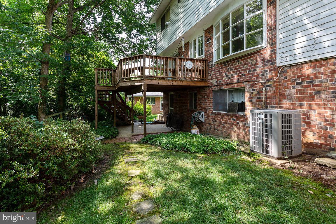 WEST SPRINGFIELD VILLAGE - Residential