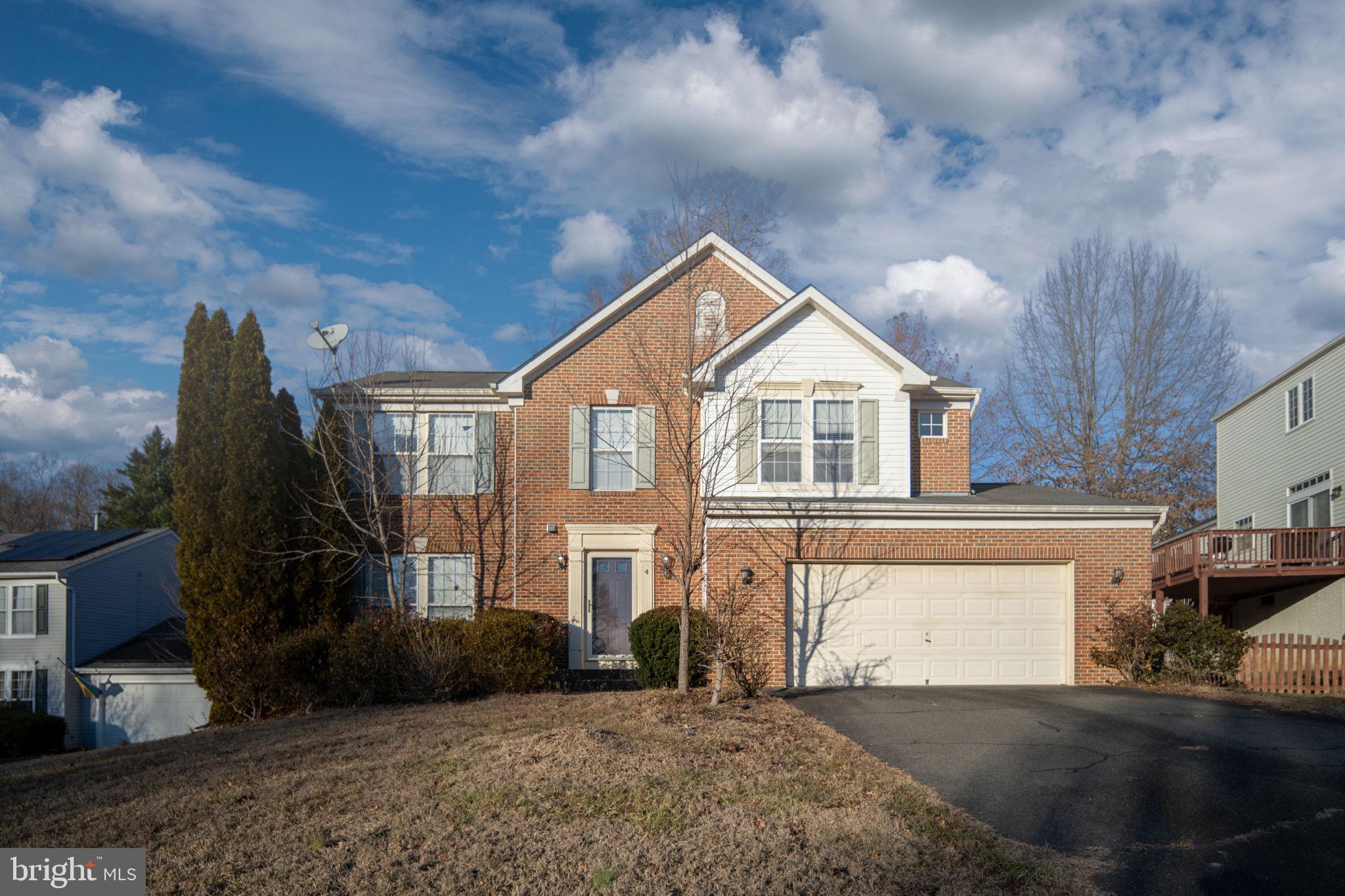 STAFFORD LAKES VILLAGE - Residential