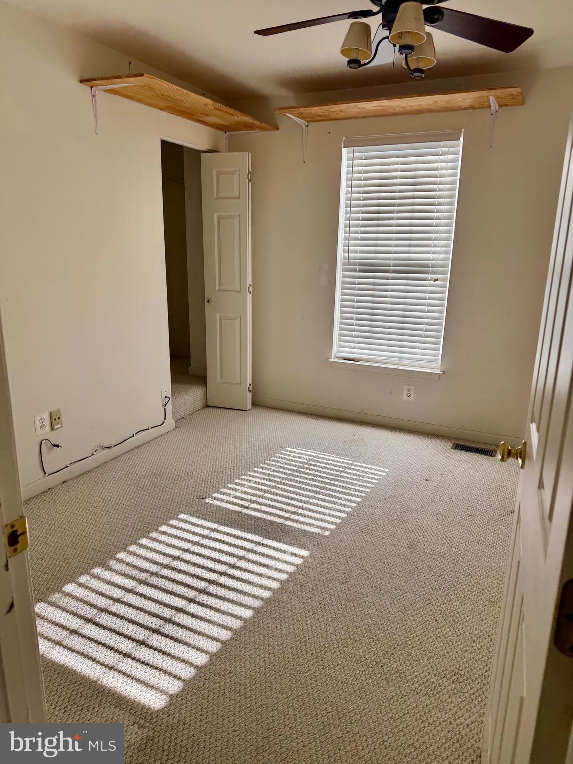 STAFFORD LAKES VILLAGE - Residential