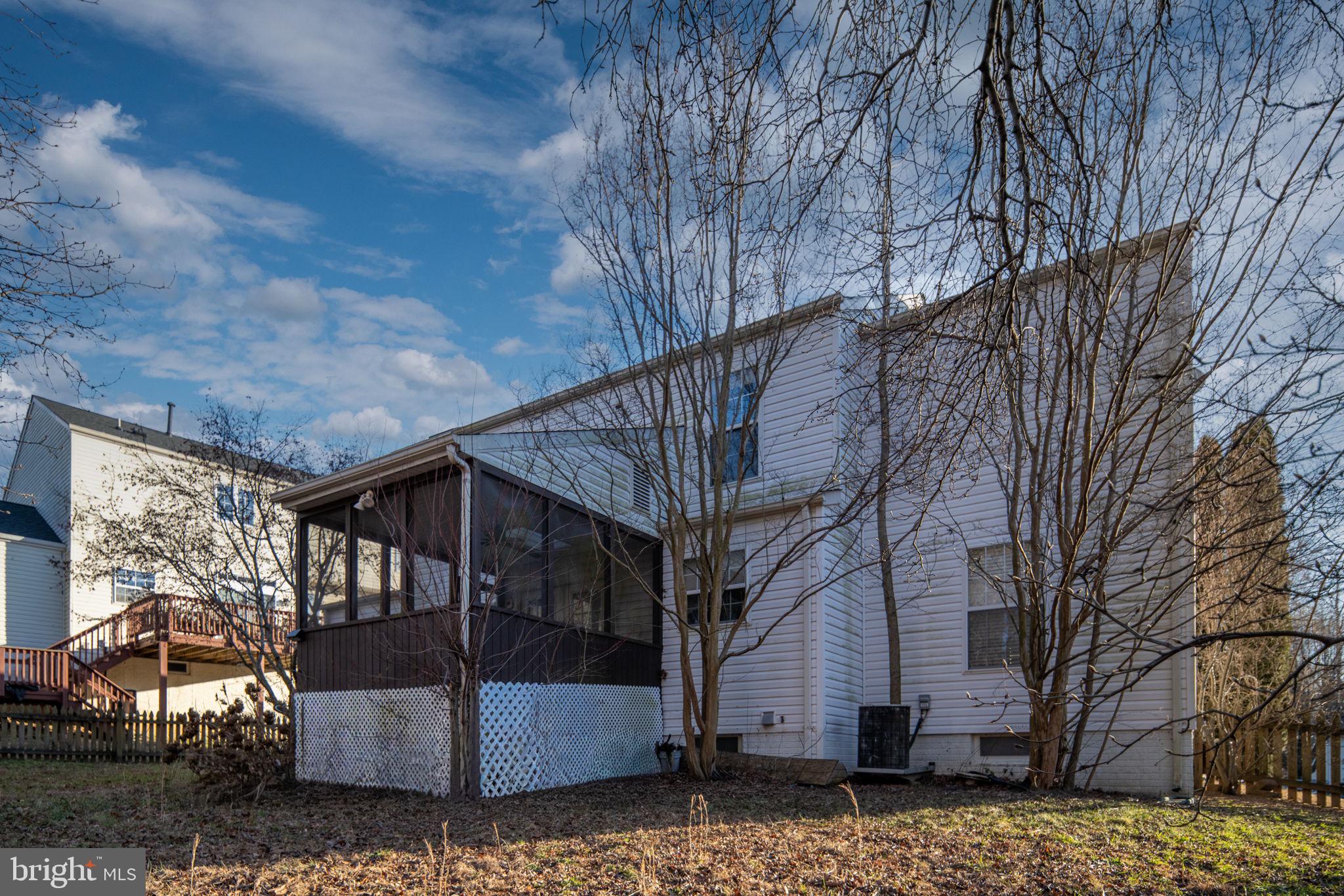 STAFFORD LAKES VILLAGE - Residential