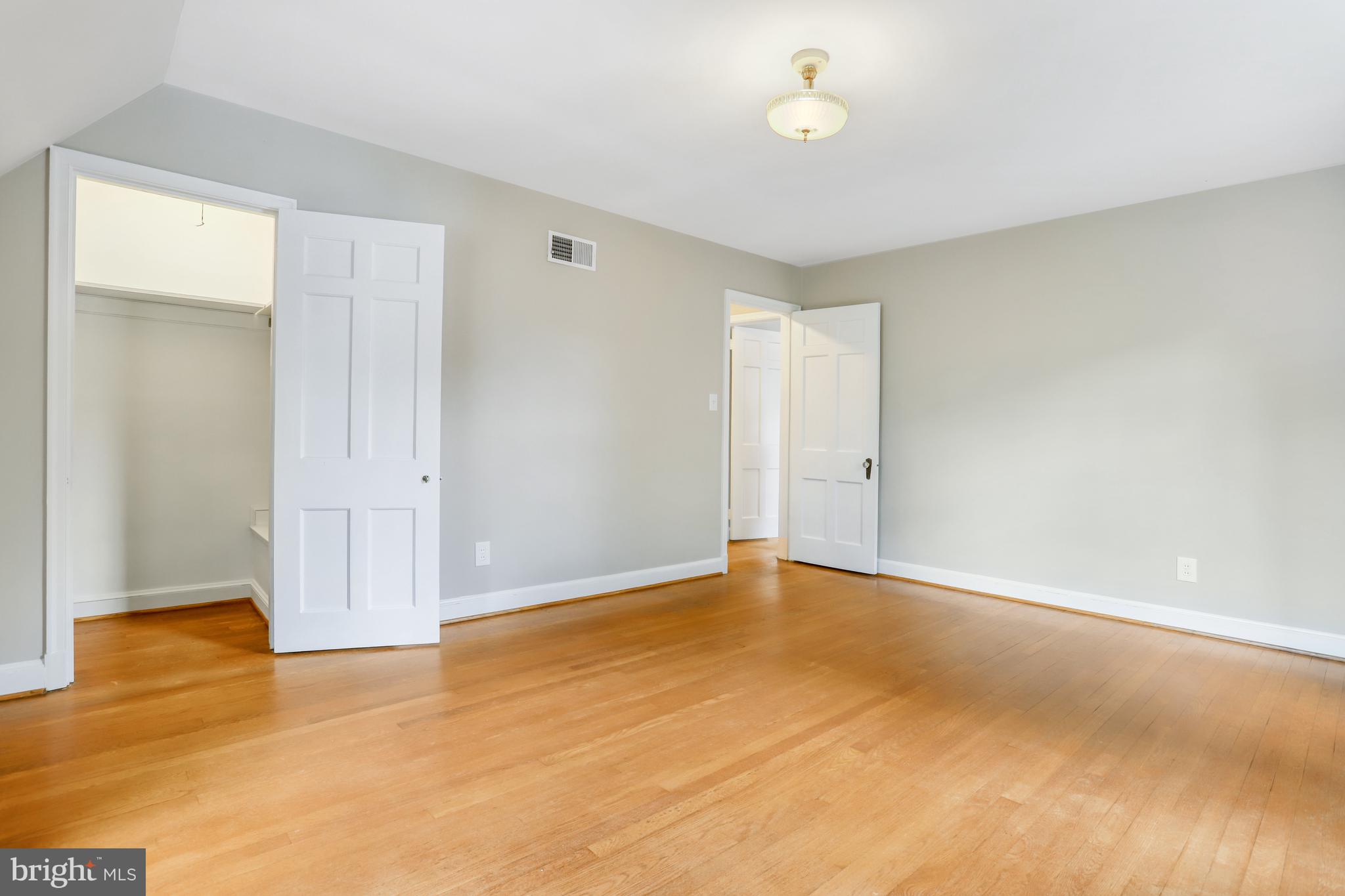 ASHTON HEIGHTS - Residential