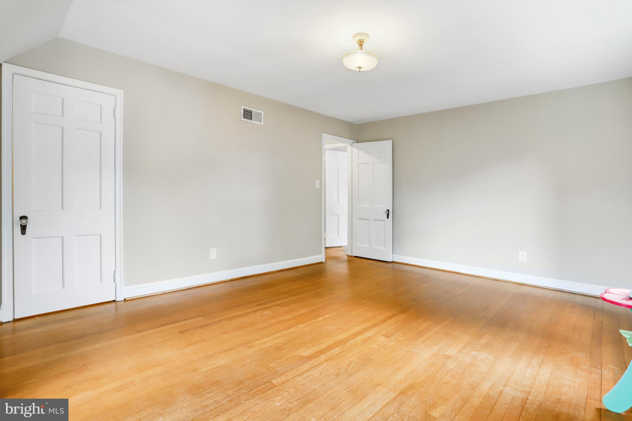 ASHTON HEIGHTS - Residential