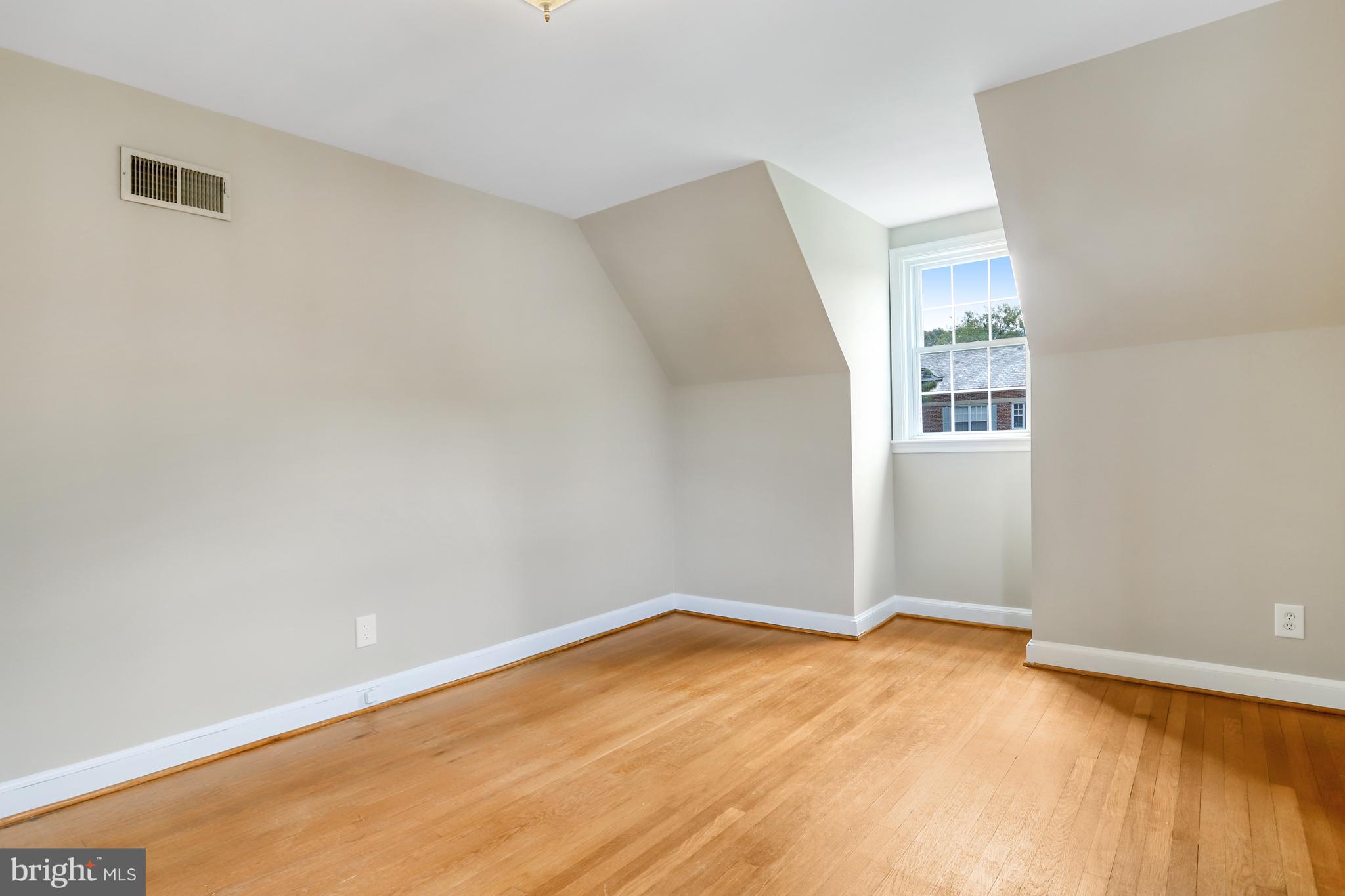 ASHTON HEIGHTS - Residential