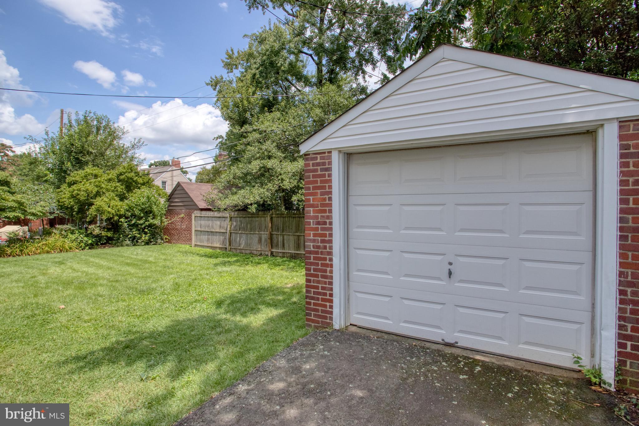 ASHTON HEIGHTS - Residential