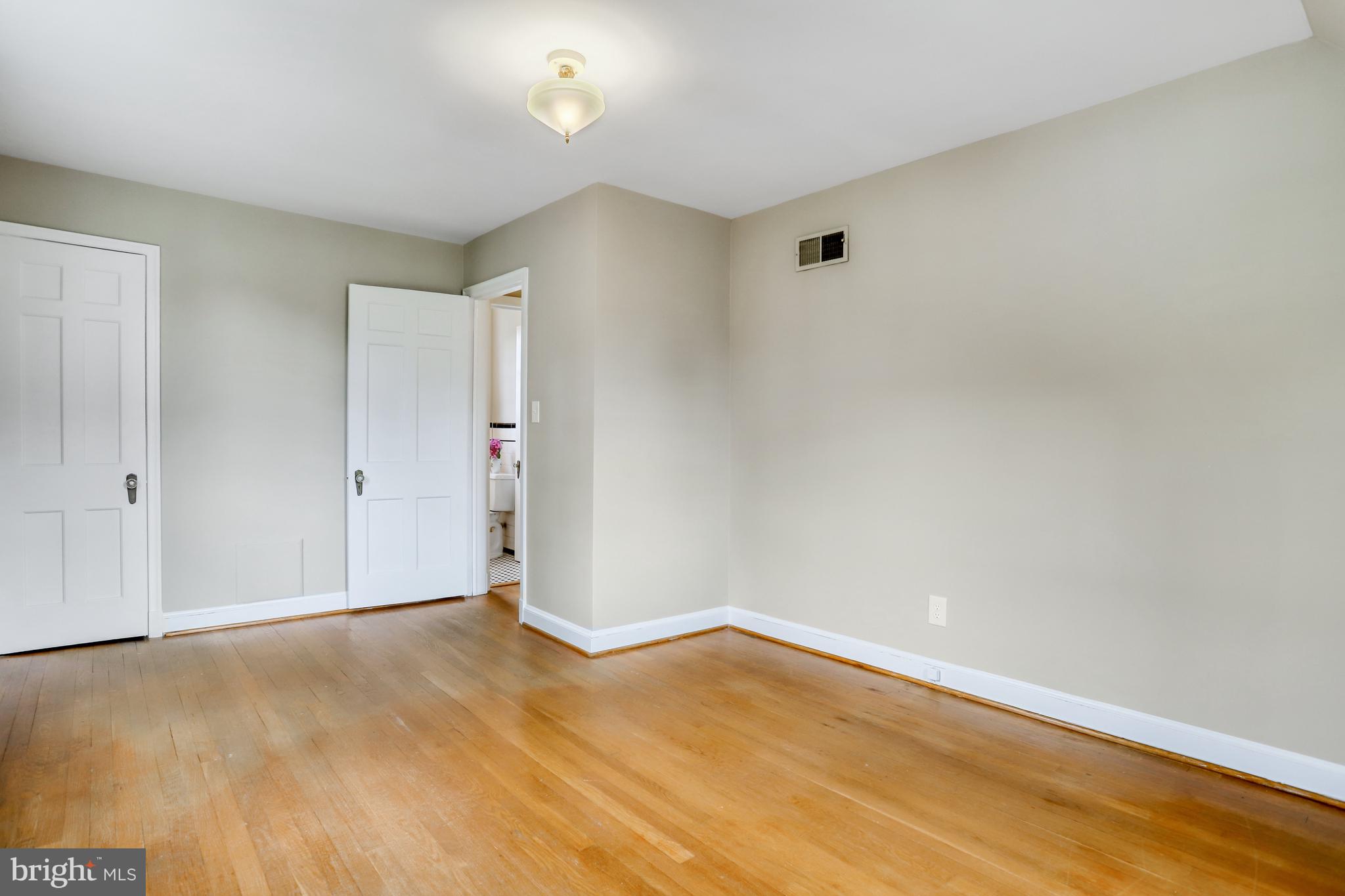 ASHTON HEIGHTS - Residential