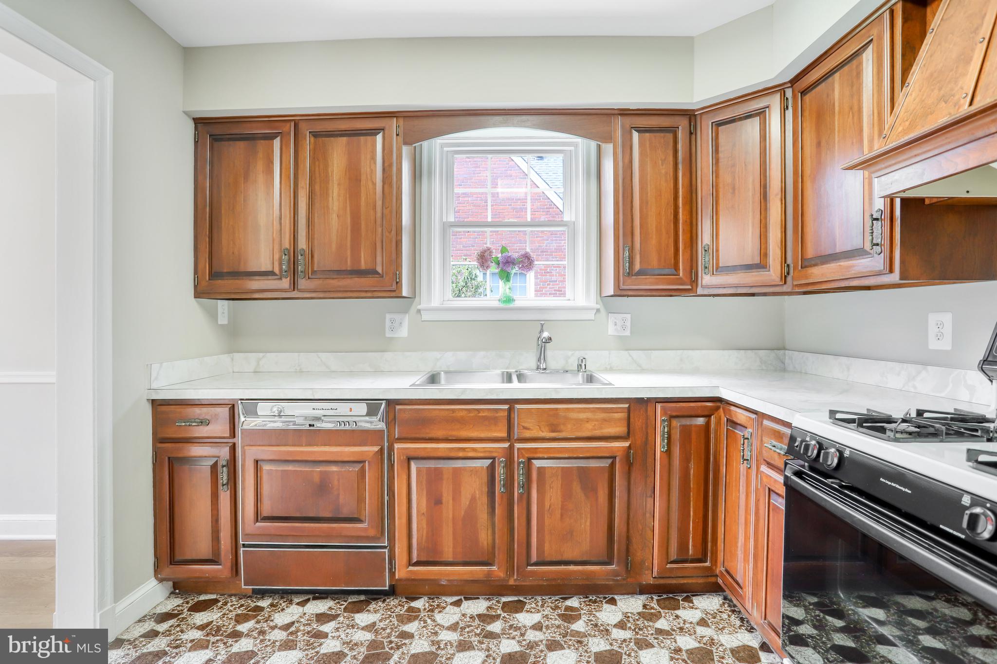 ASHTON HEIGHTS - Residential