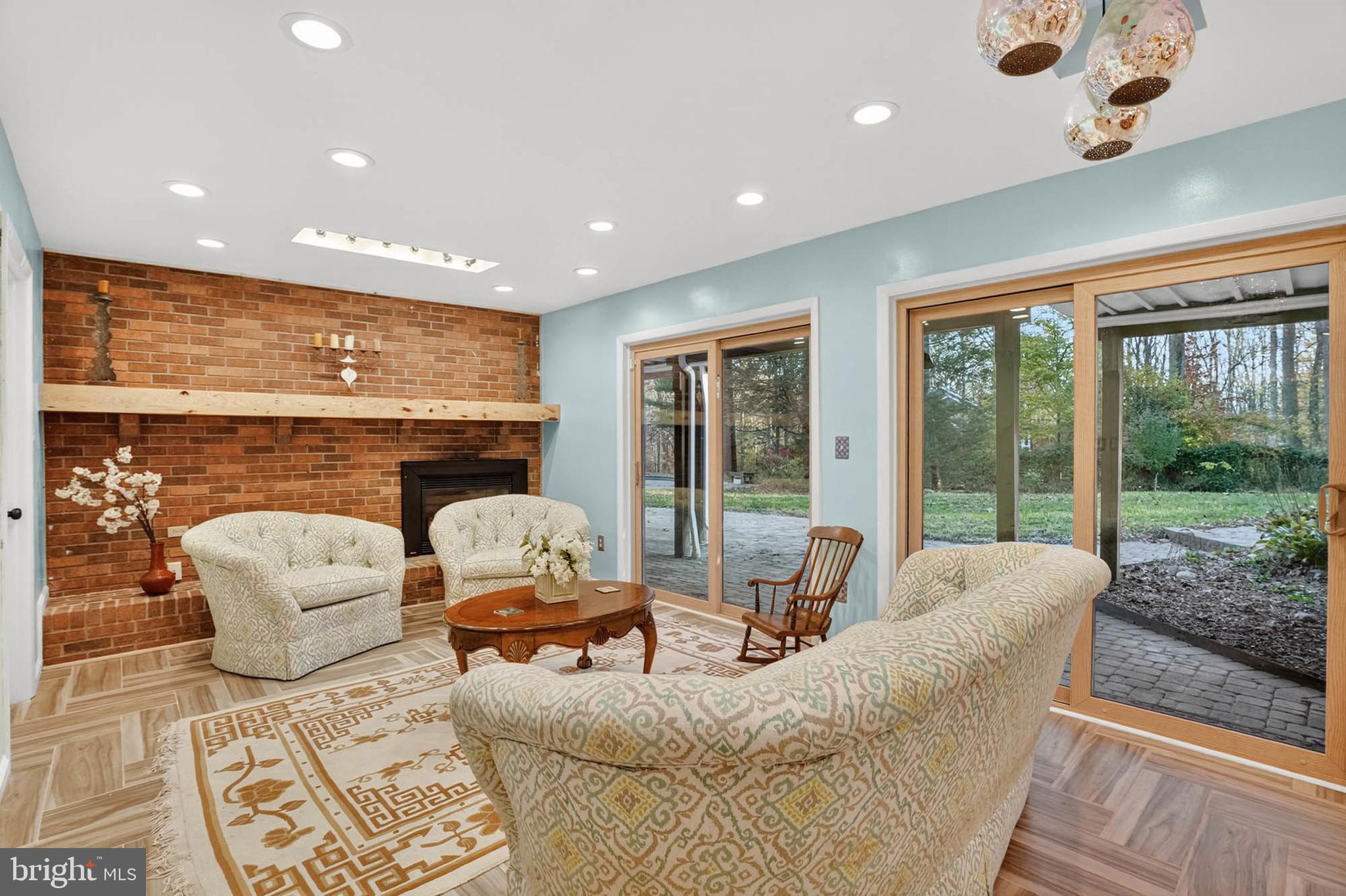 HIGHLAND - Residential