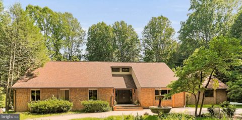 7033 MINK HOLLOW ROAD HIGHLAND MD 20777